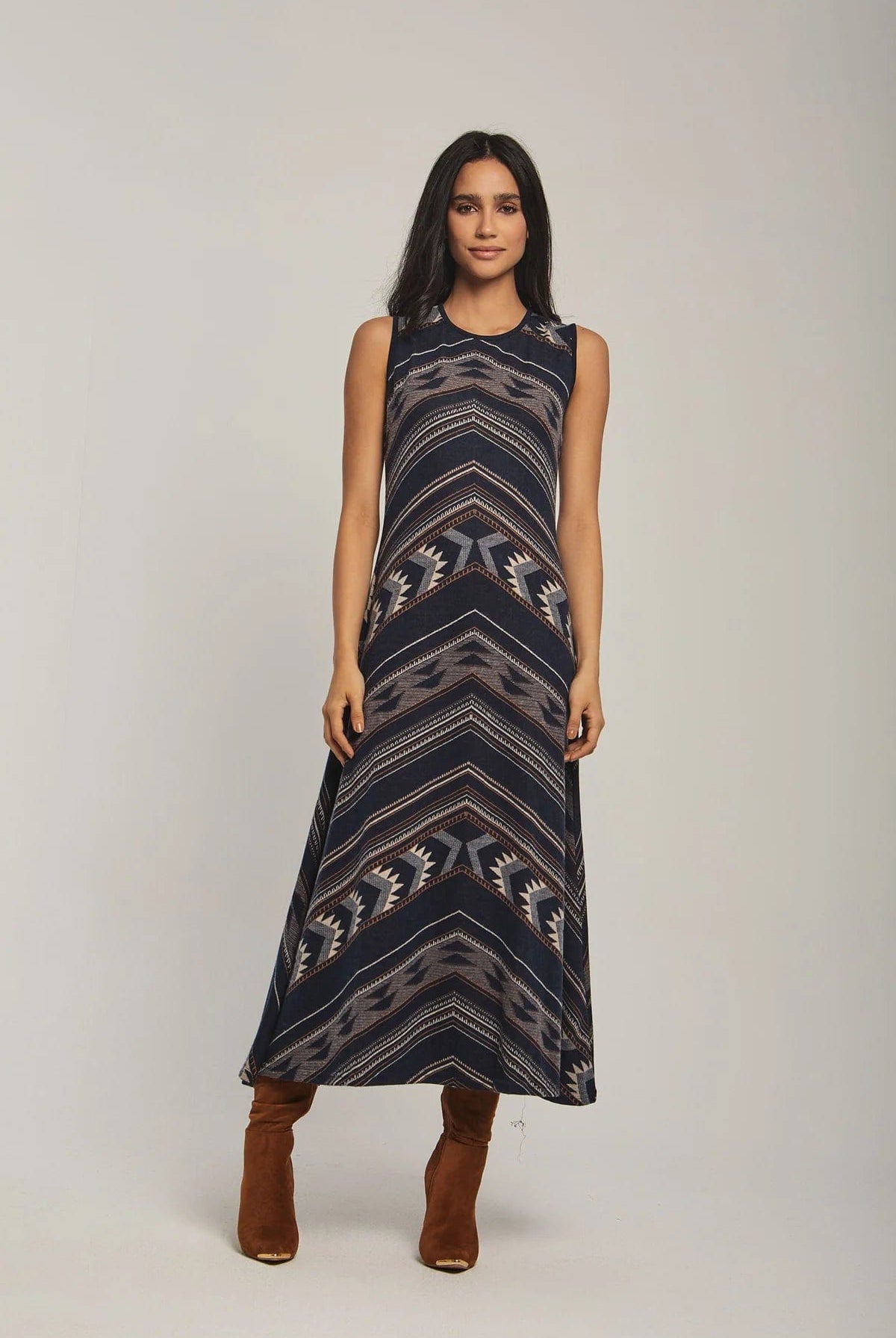 داليدرس فستان نسائي ميدي بدون أكمام أسود سحلبي