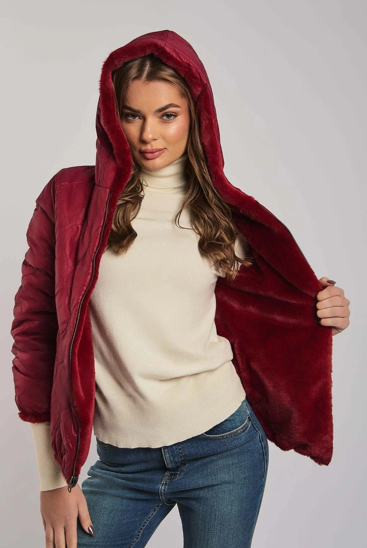 داليدرس جاكيت فرو سادة بسحاب أمامي