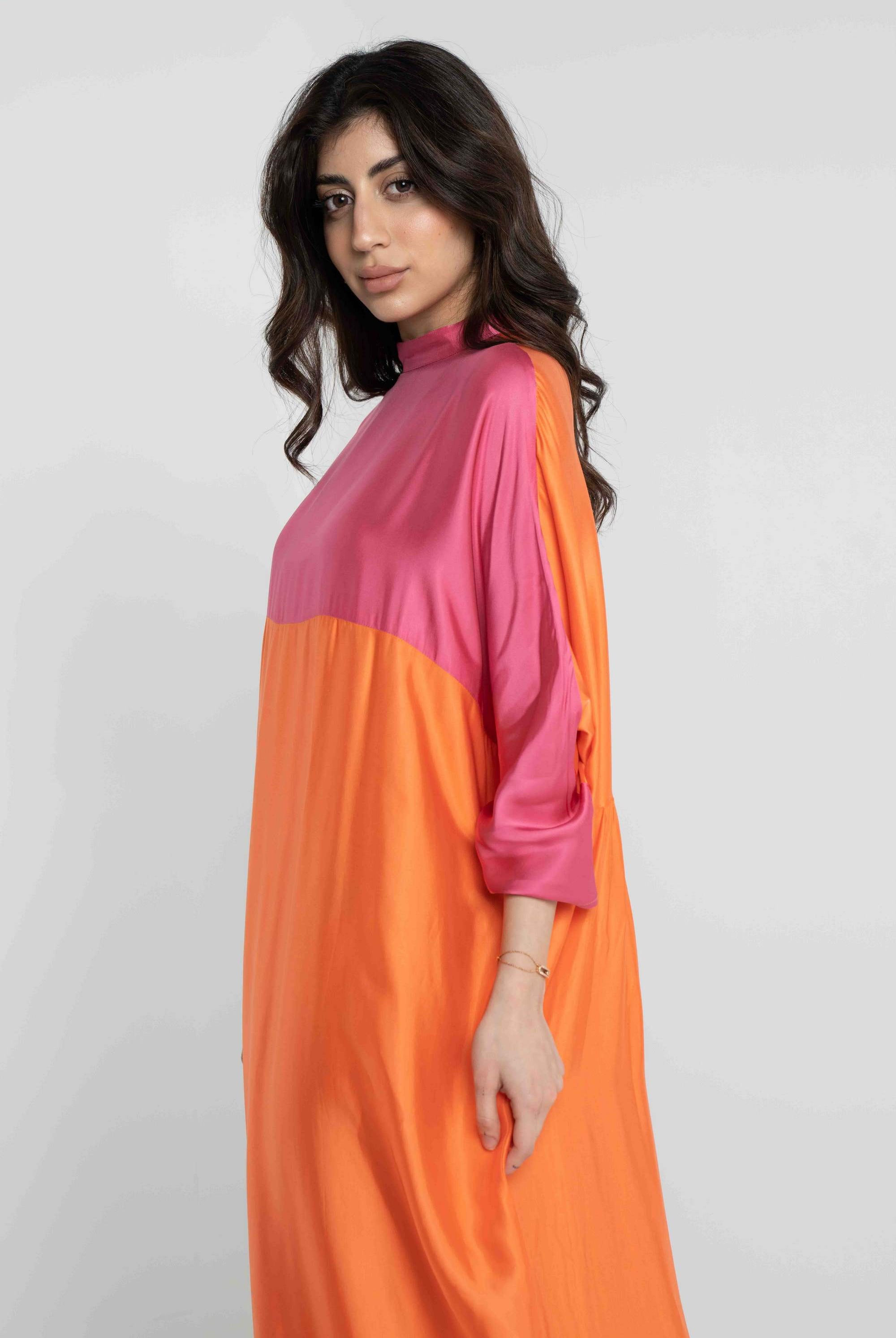 داليدرس قفطان سادة كم طويل برقبة نسائي