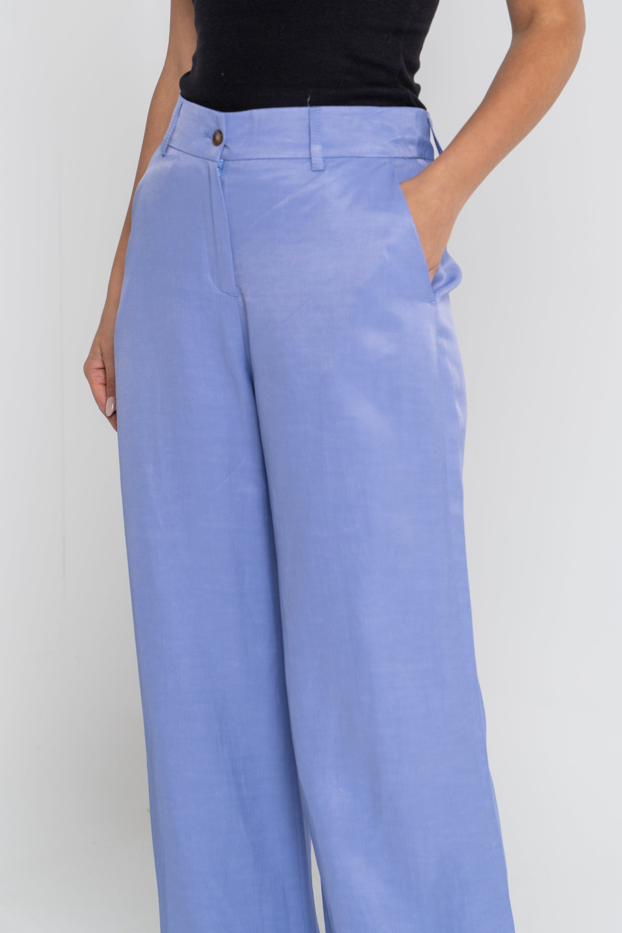 داليدرس بنطلون نسائي واسع سادة بزرار أمامي