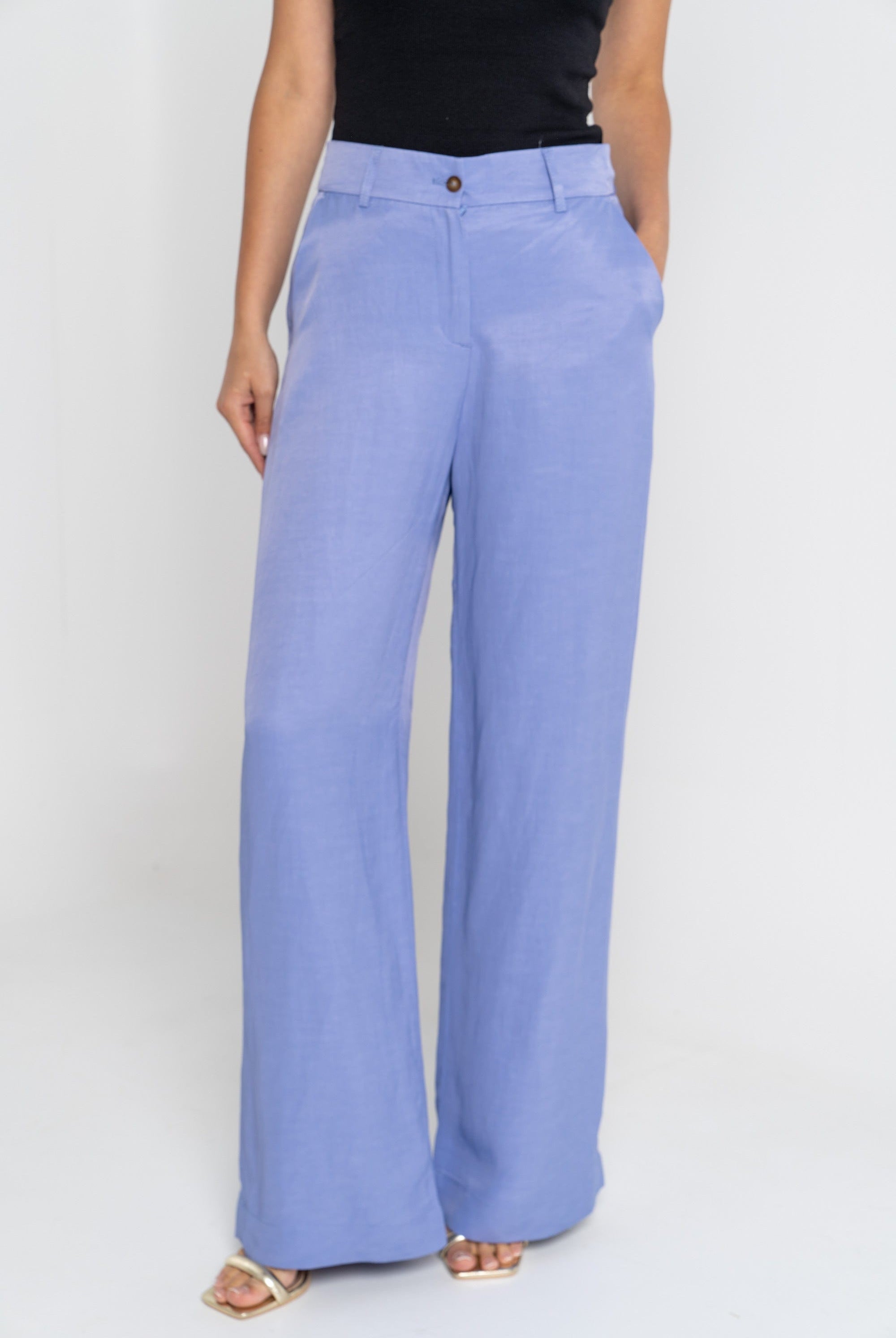 داليدرس بنطلون نسائي واسع سادة بزرار أمامي