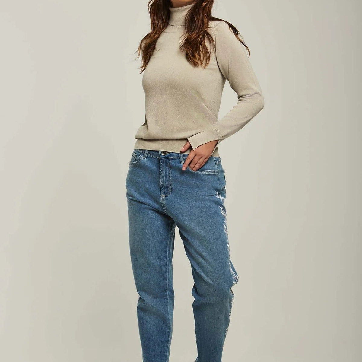 داليدرس بلوزة نسائي سادة كم طويل