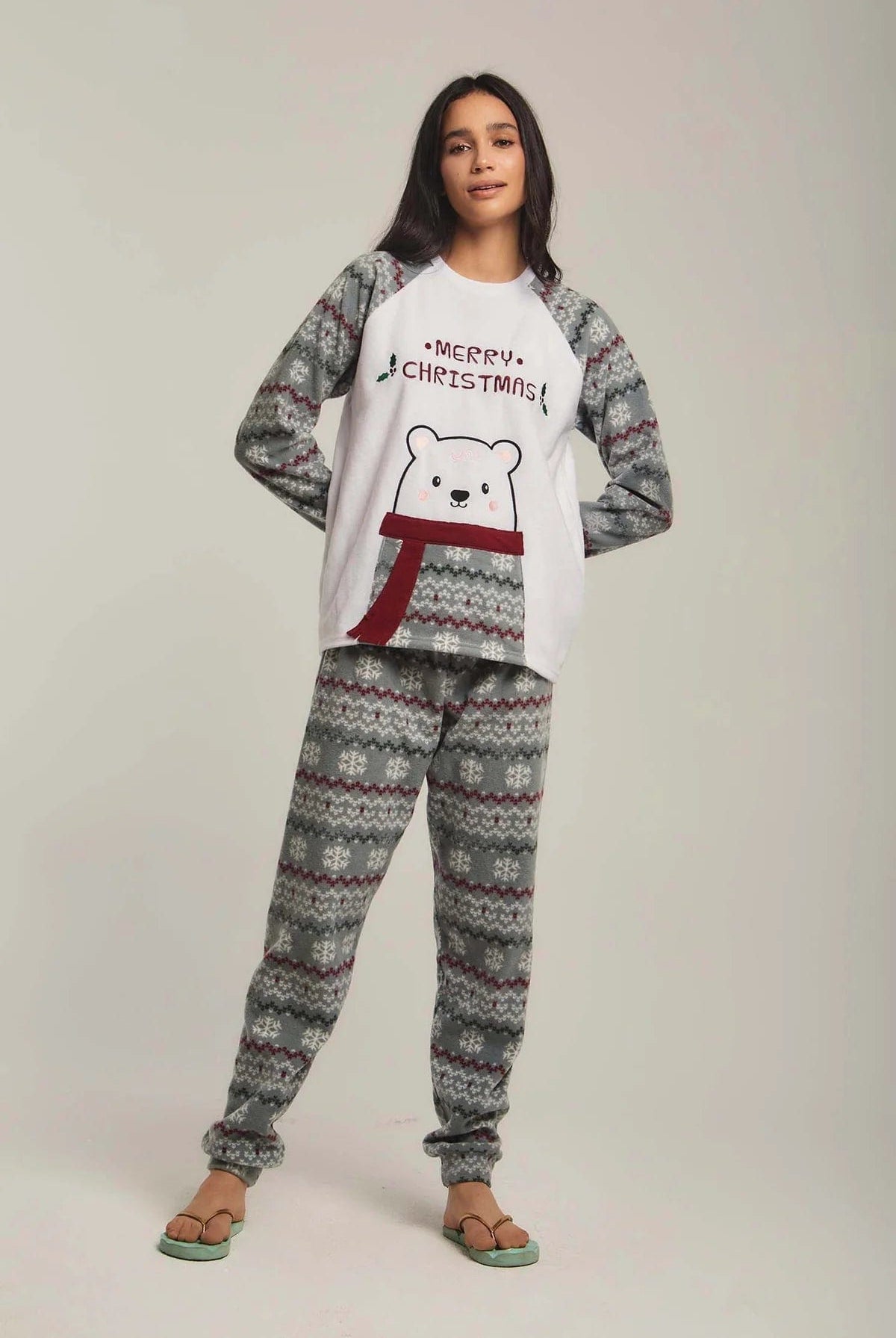 داليدرس بيجامة نسائية بطبعة دب أخضر غامق