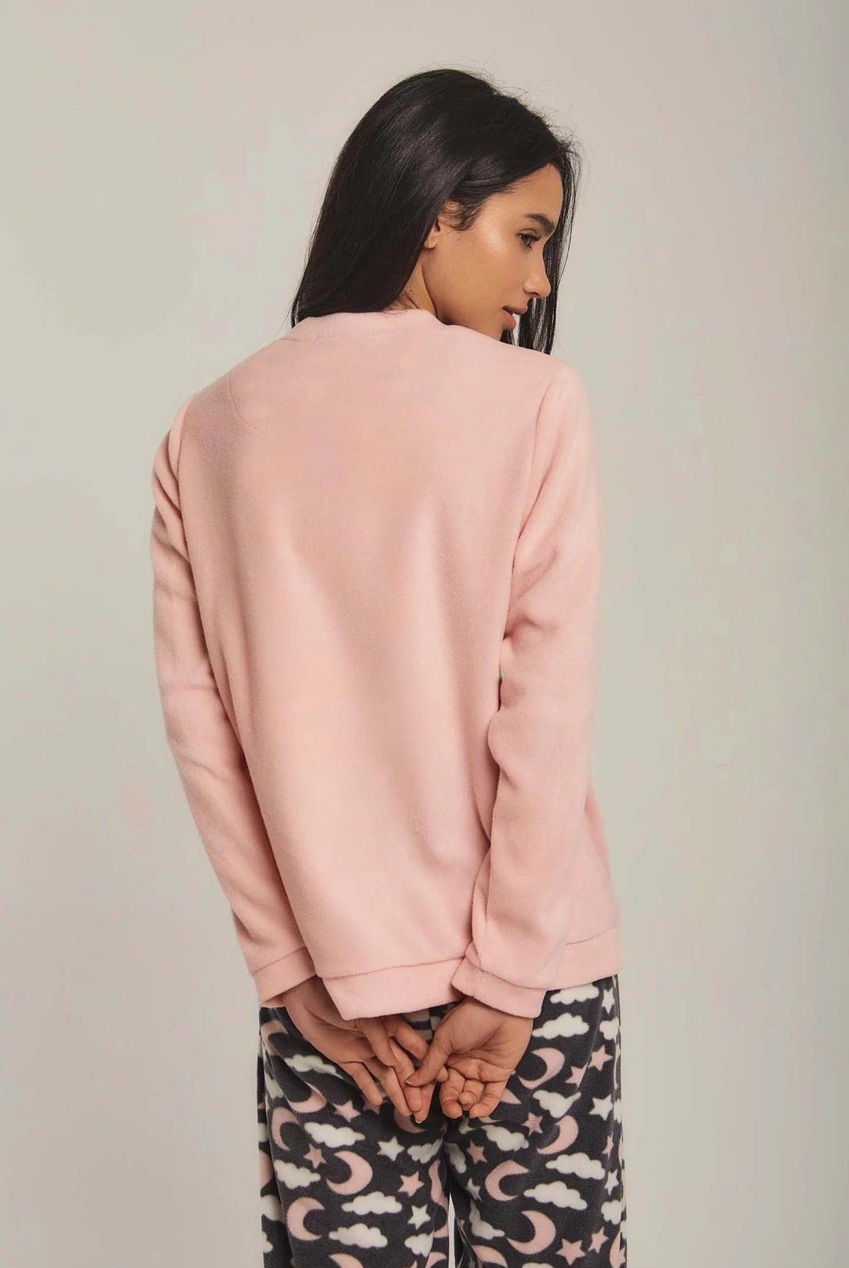 داليدرس بيجامة نسائية بطبعة على الصدر وردي فاتح