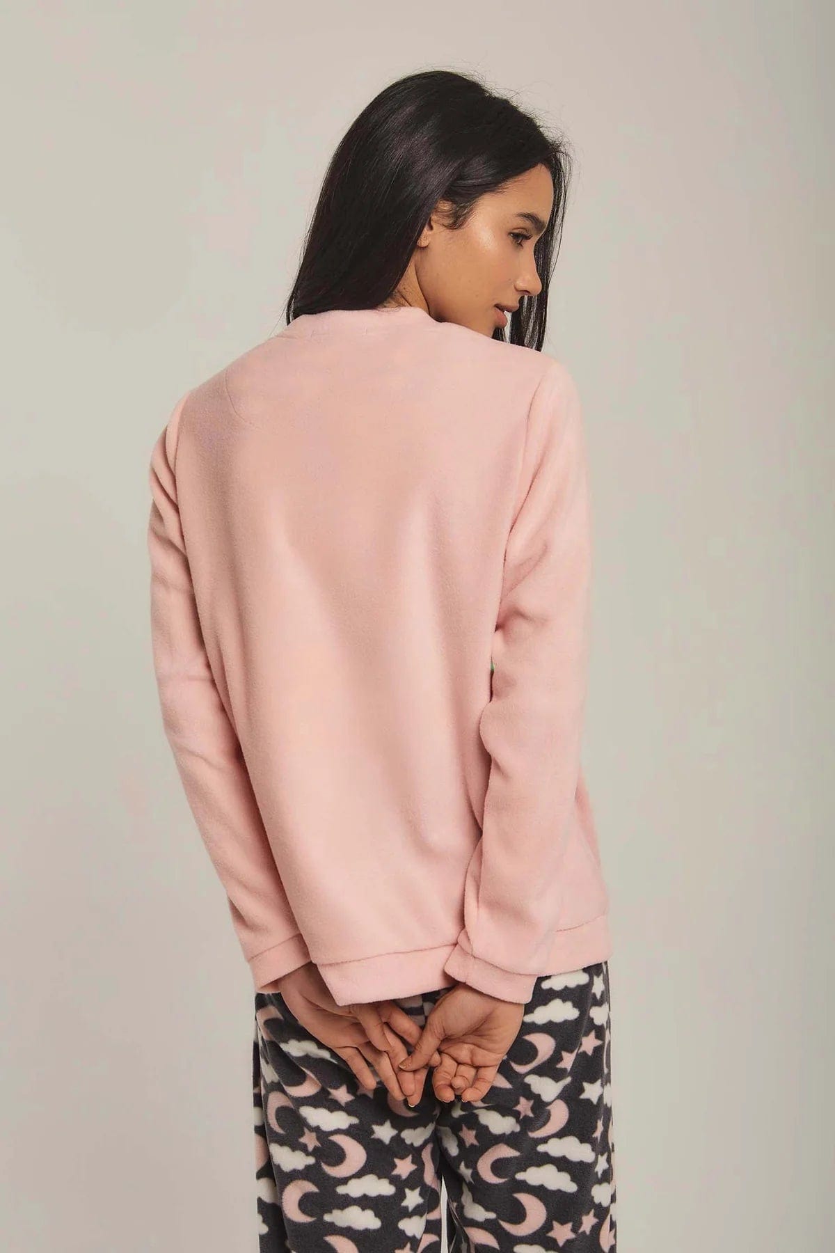 داليدرس بيجامة نسائية بطبعة على الصدر وردي فاتح