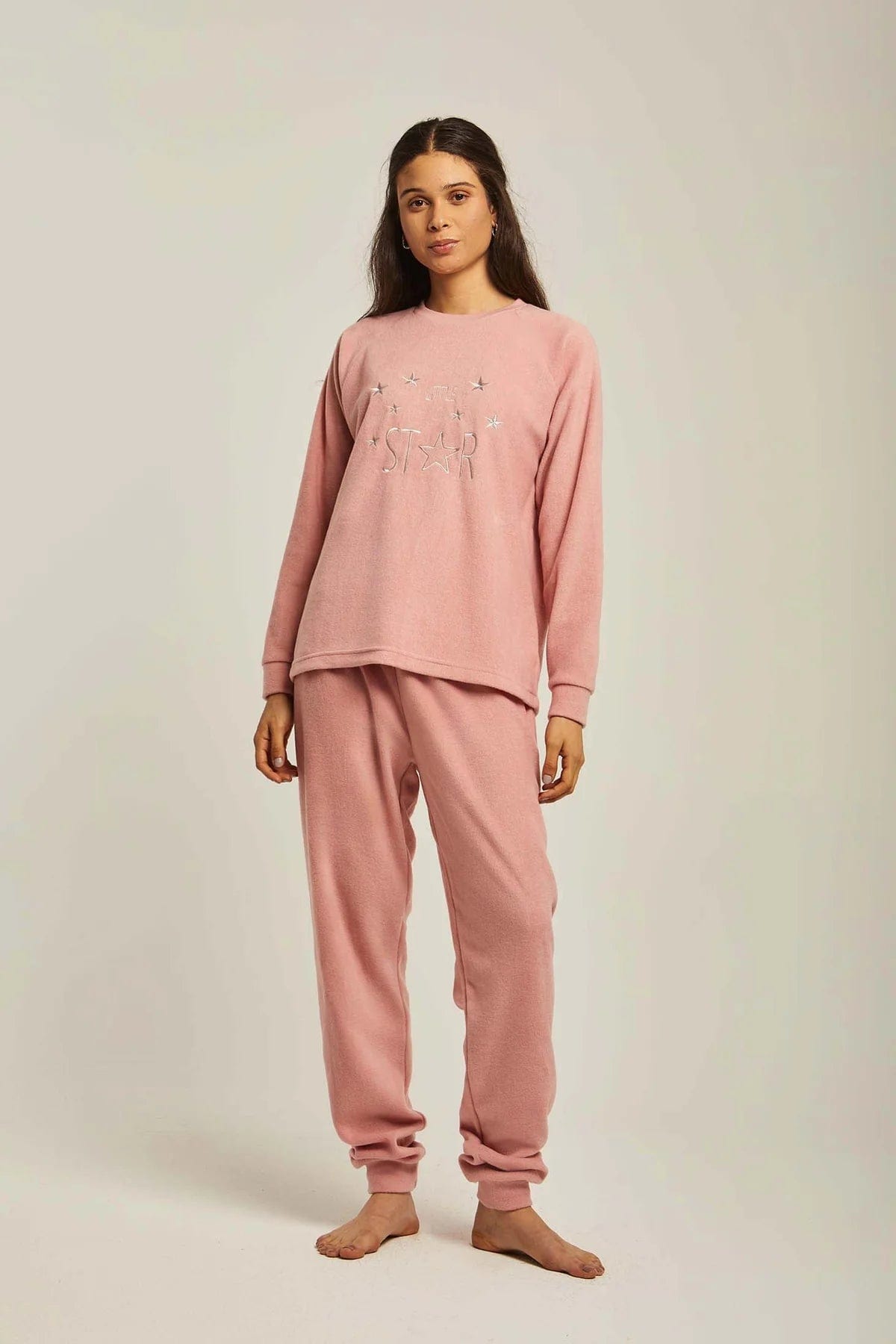 داليدرس بيجامة نسائية بأكمام طويلة بتطريز خفيف وردي فاتح