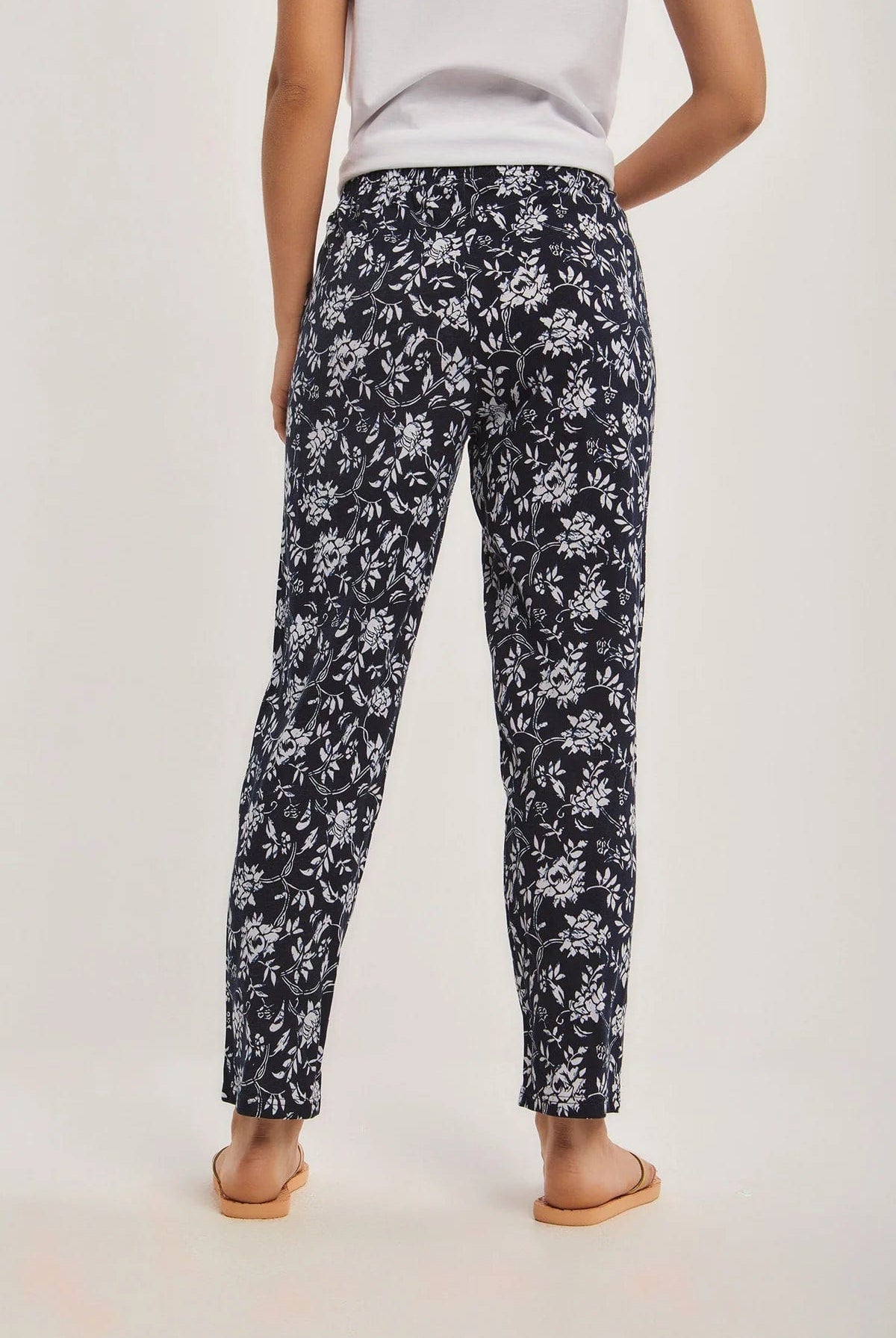 داليدرس بيجامة نسائي قطعتين بنطلون مشجر وتيشيرت نص كم أزرق داكن