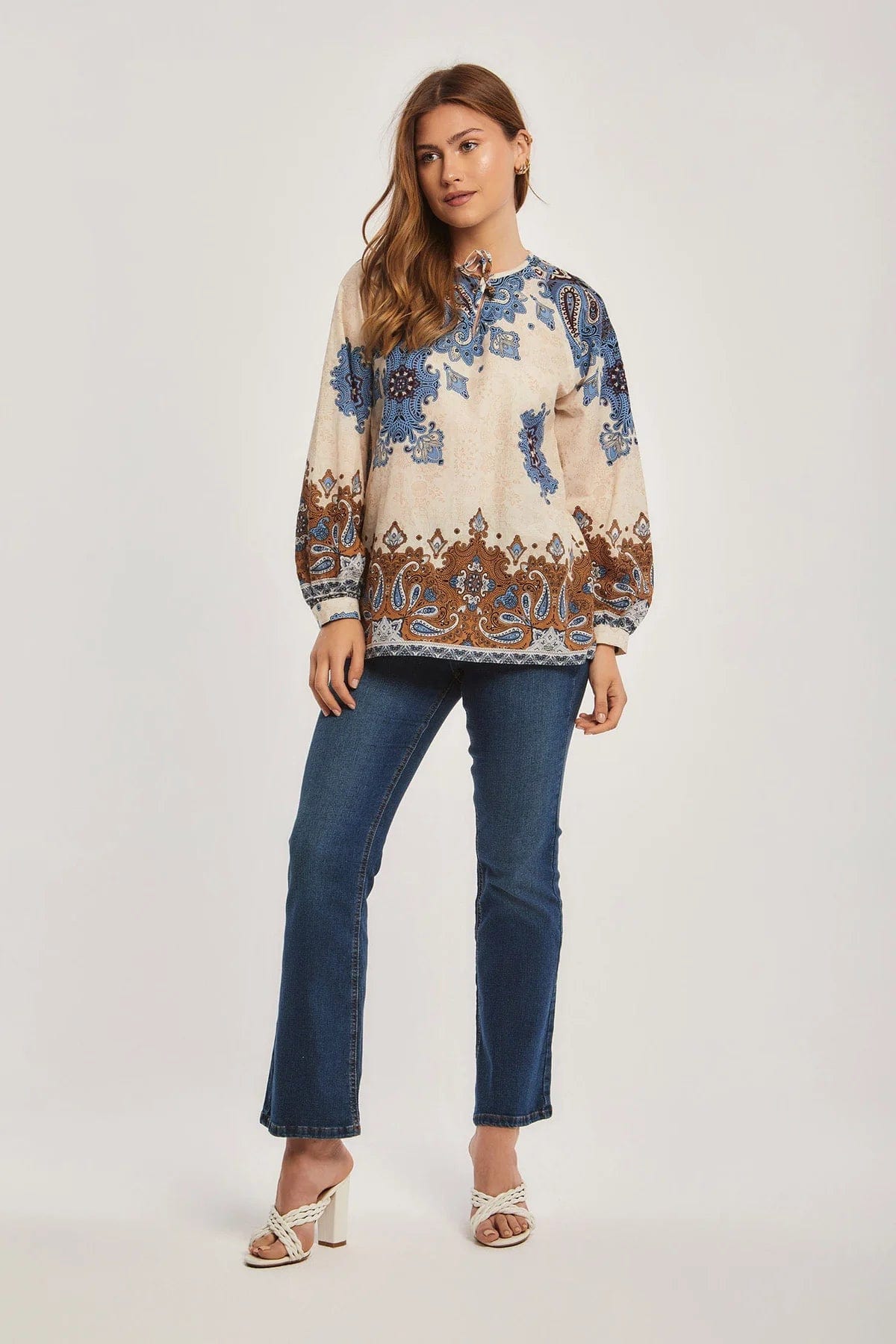 داليدرس بلوزة نسائية بأكمام طويلة منقوشة متعدد الألوان