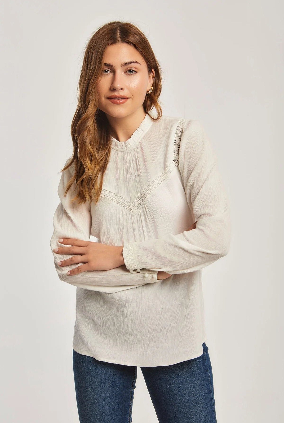 داليدرس بلوزة نسائية بأكمام طويلة سادة أوف وايت