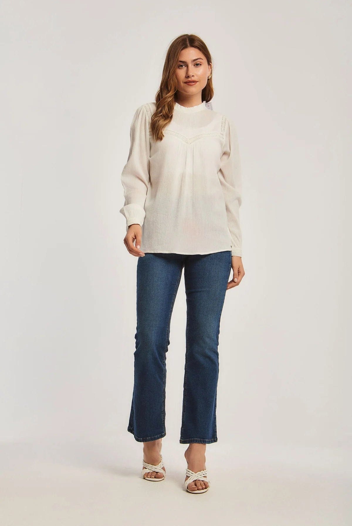 داليدرس بلوزة نسائية بأكمام طويلة سادة أوف وايت