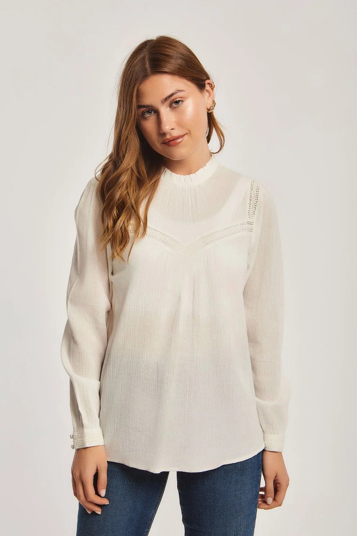 داليدرس بلوزة نسائية بأكمام طويلة سادة أوف وايت