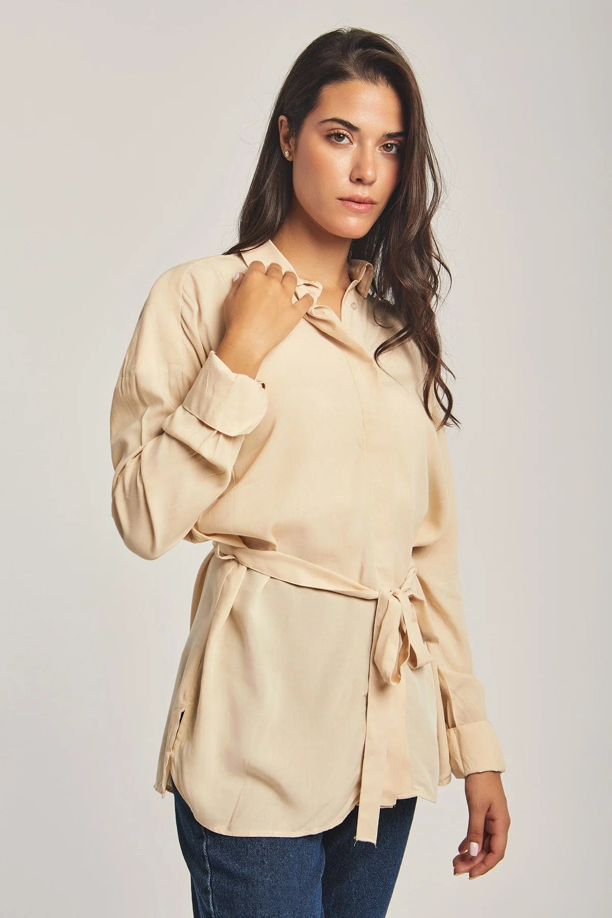 داليدرس بلوزة نسائية برباط خصر بيج