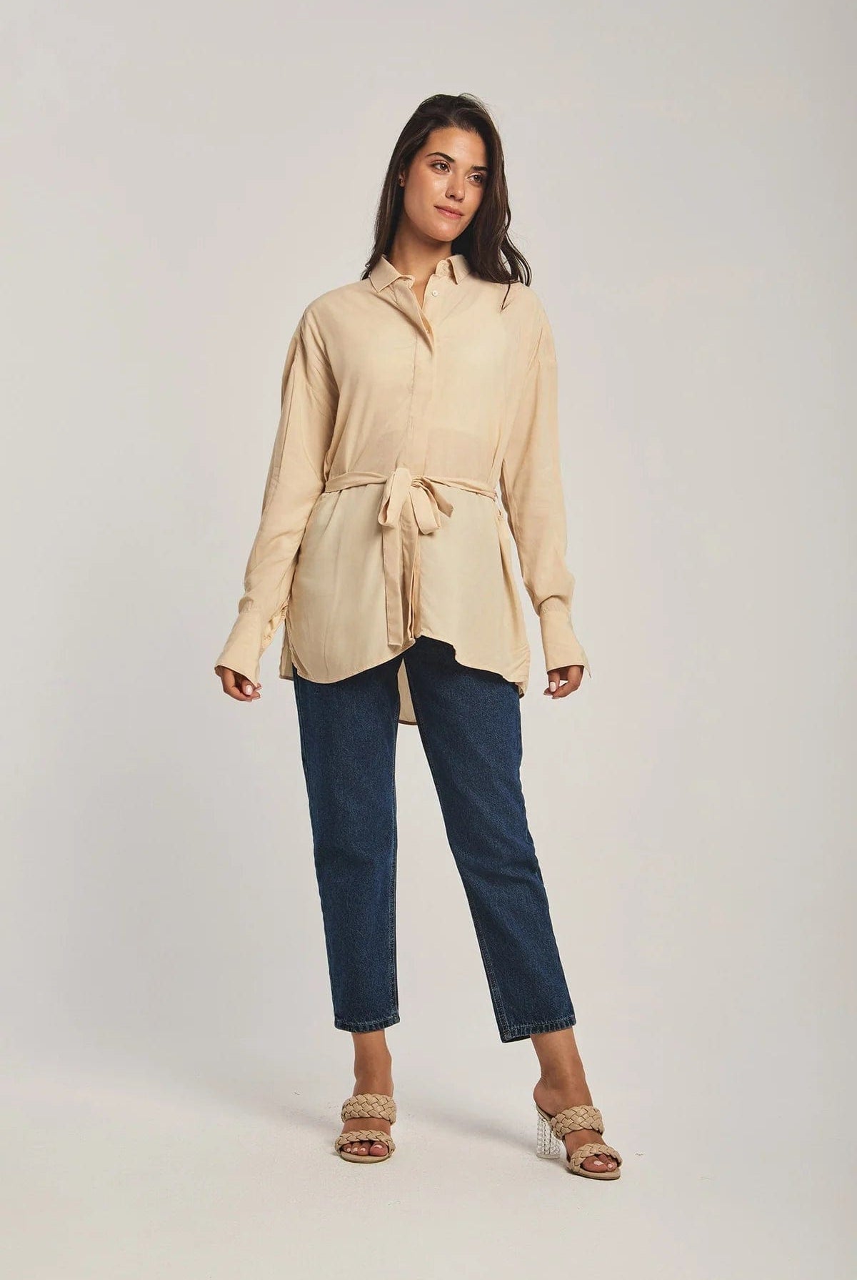 داليدرس بلوزة نسائية برباط خصر بيج