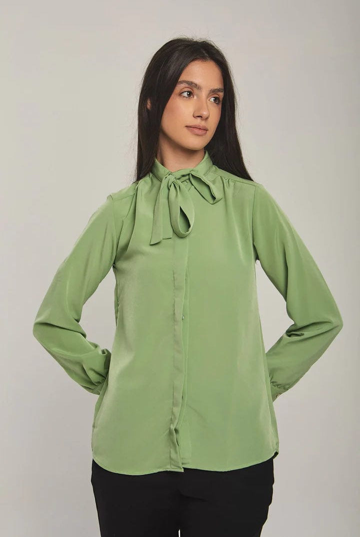 داليدرس بلوزة نسائية سادة بربطة عنق