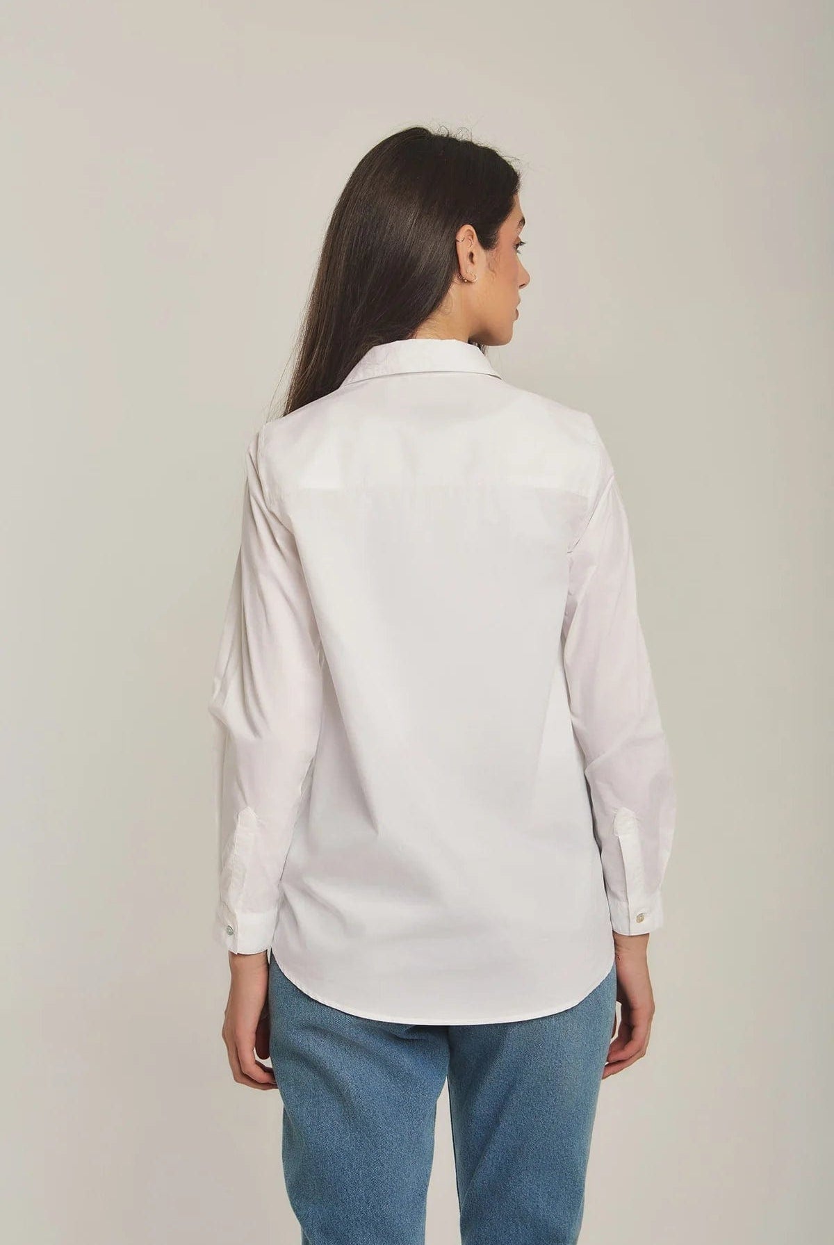 داليدرس بلوزة نسائية على شكل قميص أوف وايت