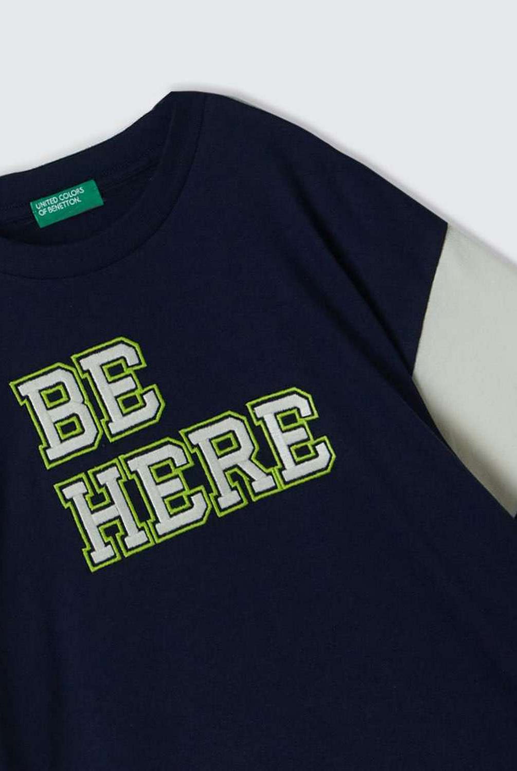 يونايتد كولورز اوف بينيتون تيشيرت أوفر سايز بتطريز أطفالي