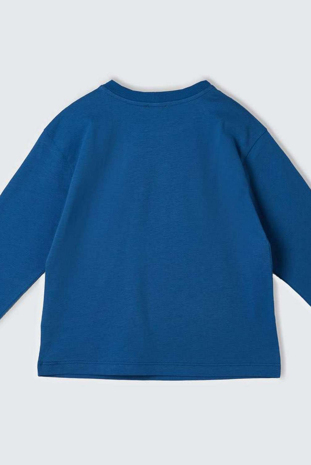 يونايتد كولورز اوف بينيتون تيشيرت اطفالي بأكمام طويلة من القطن العضوي مع رسوم عالصدر