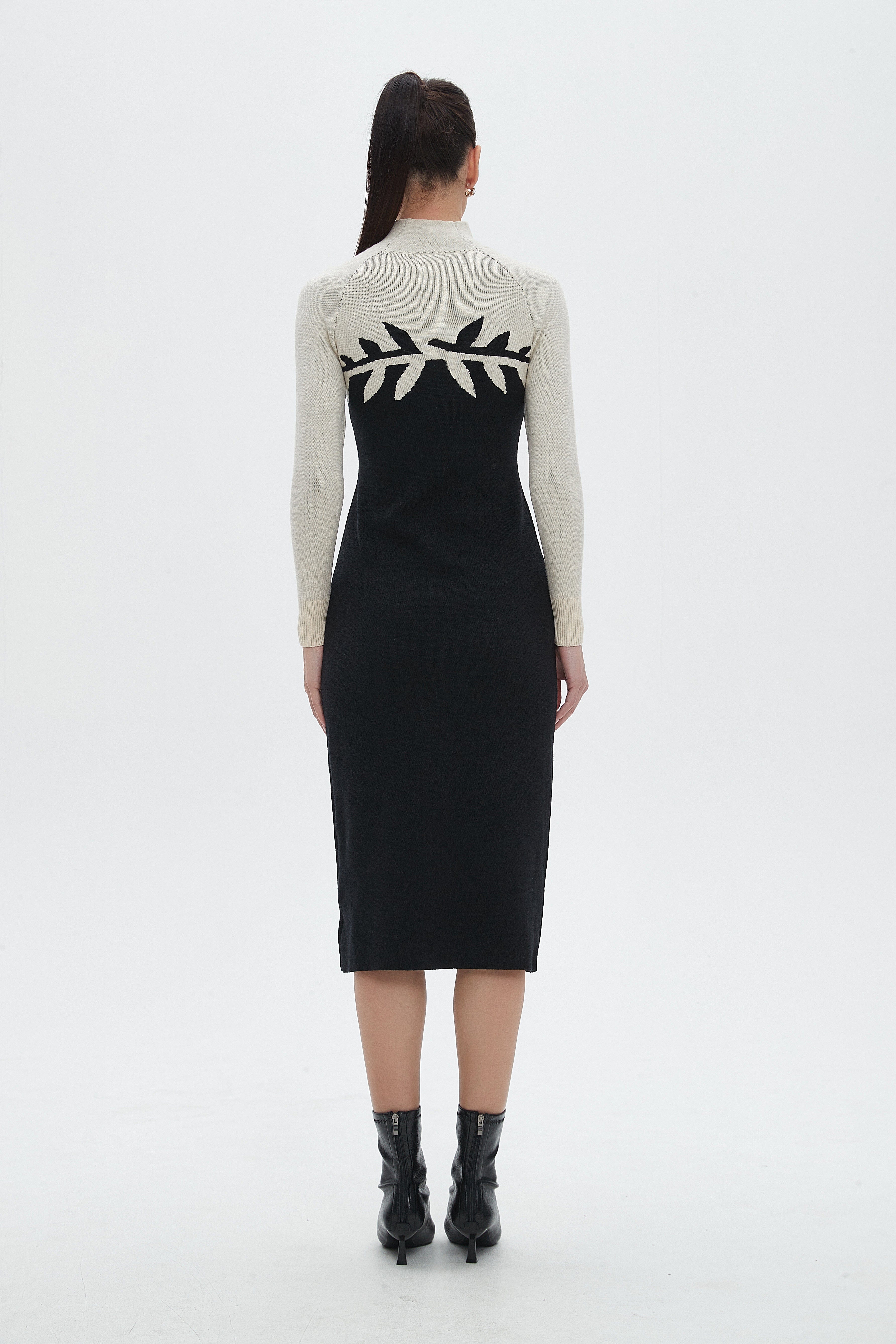 نتشي فستان ميدي بكم طويل مع تفاصيل ورق شجر ورقبة عالية