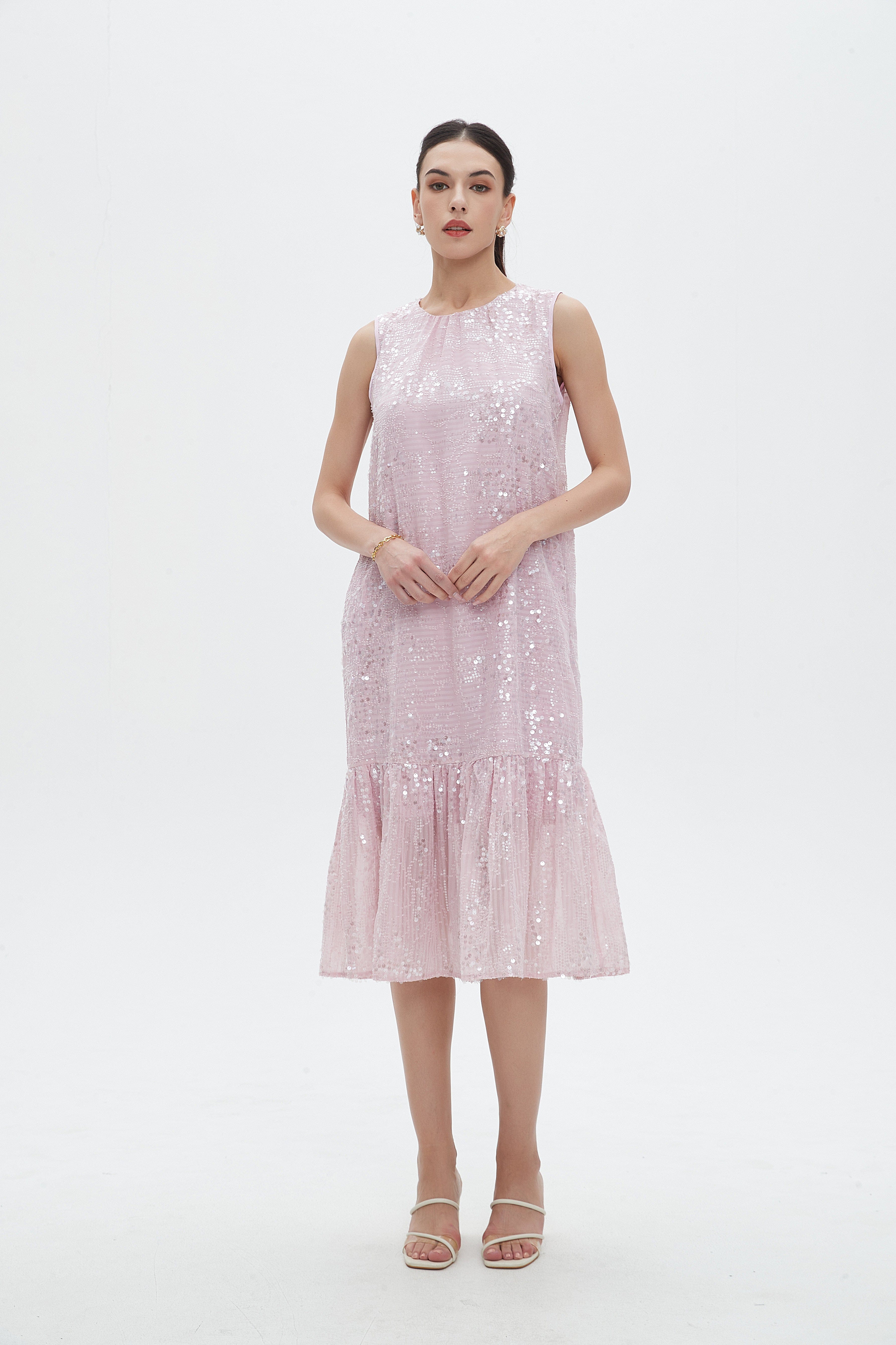 نتشي فستان نسائي كات ميدي لامع برقبة دائرية مع قصة كشكش