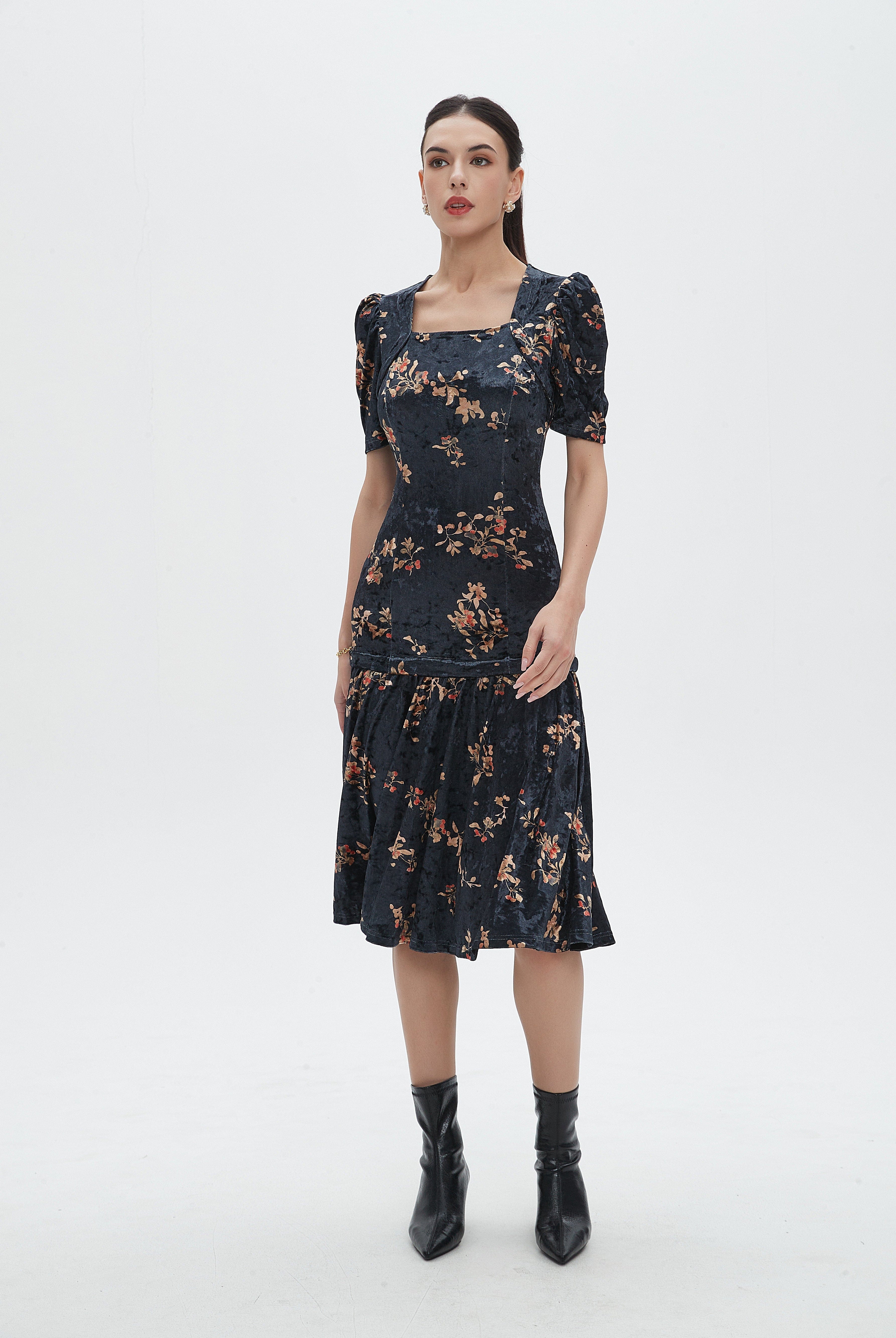 نتشي فستان نسائي ميدي نصف كم مورد بتفاصيل كشكش ورقبة مربعة