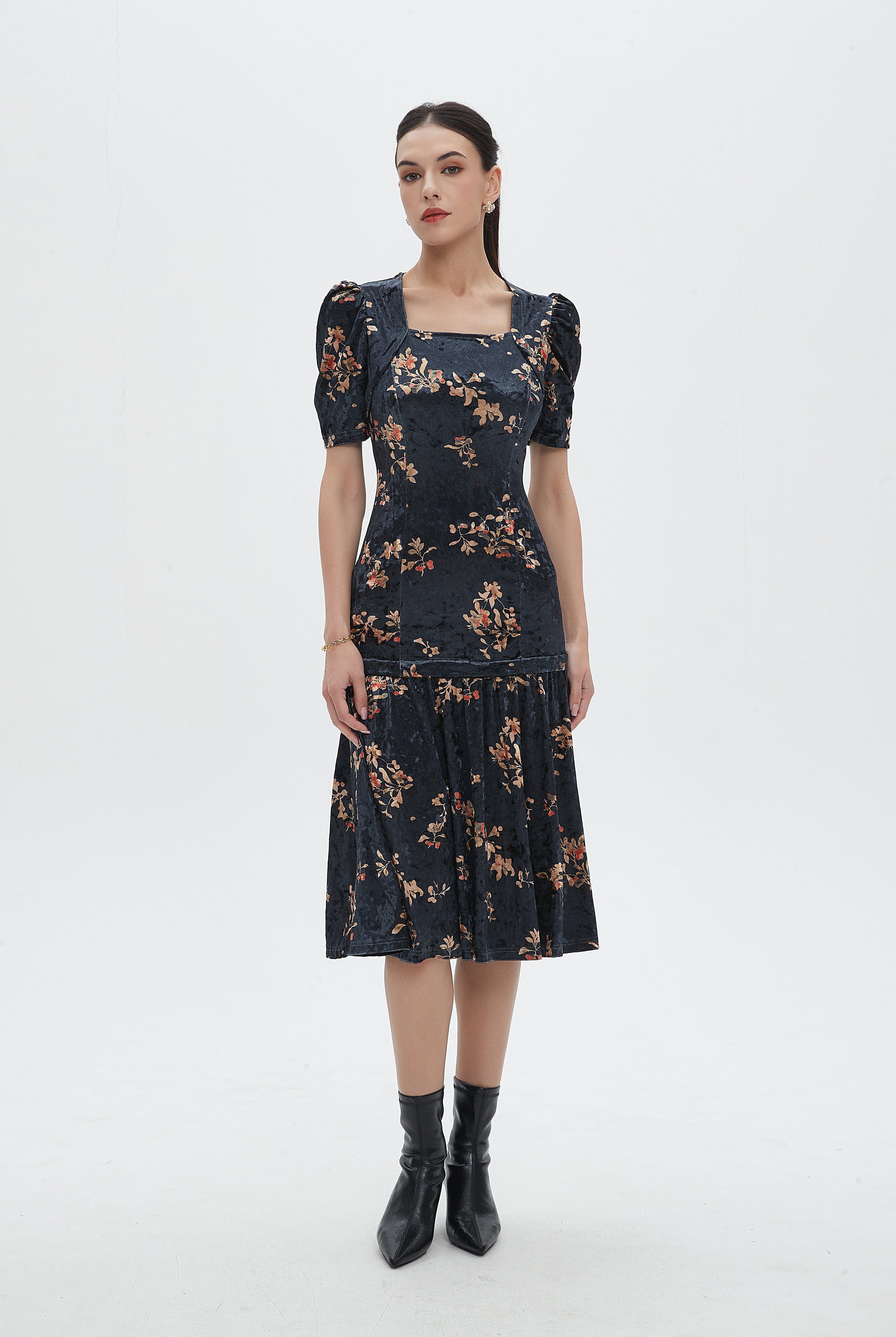 نتشي فستان نسائي ميدي نصف كم مورد بتفاصيل كشكش ورقبة مربعة