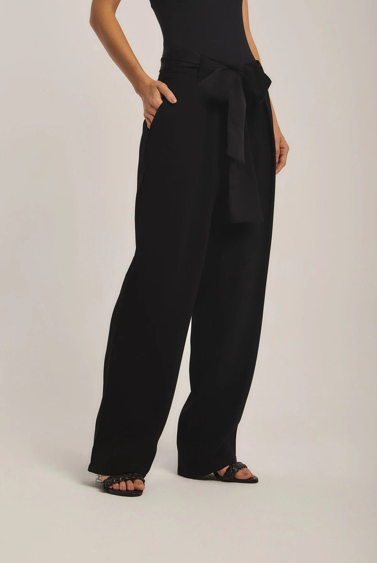 داليدرس بنطلون واسع سادة طويل نسائي أسود