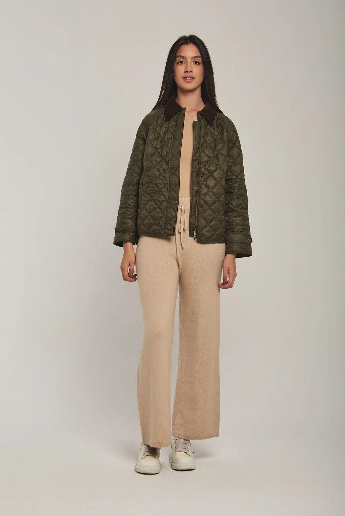 داليدرس بنطال شارلسستون نسائي سادة كريمي