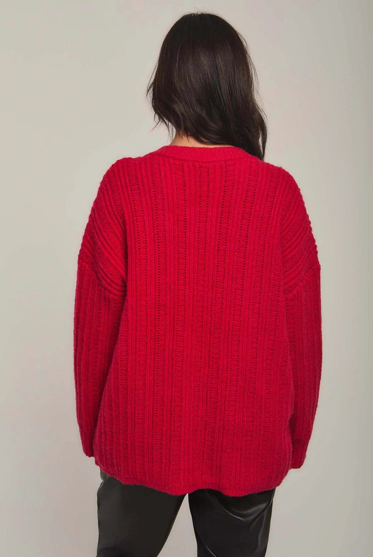 داليدرس بلوفر نسائي بفتحة رقبة V