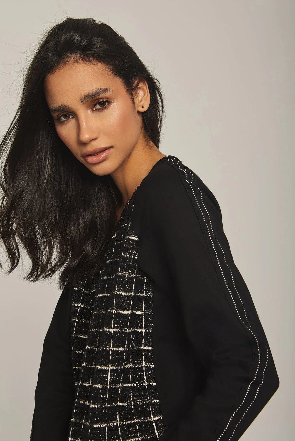 داليدرس سويت شيرت نسائي بنمط مربعات أسود