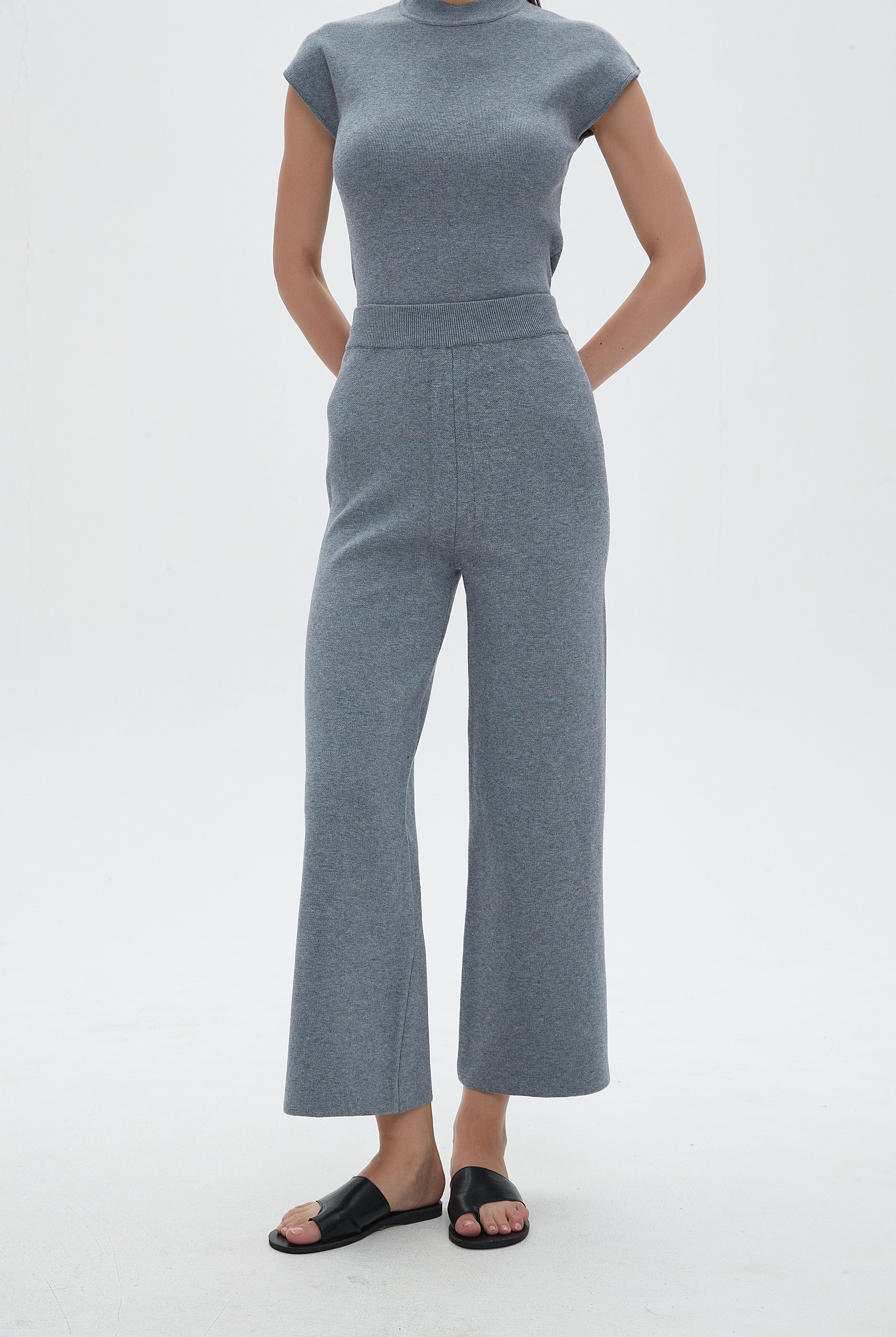 نتشي بنطلون نسائي طويل سادة برجل واسعة