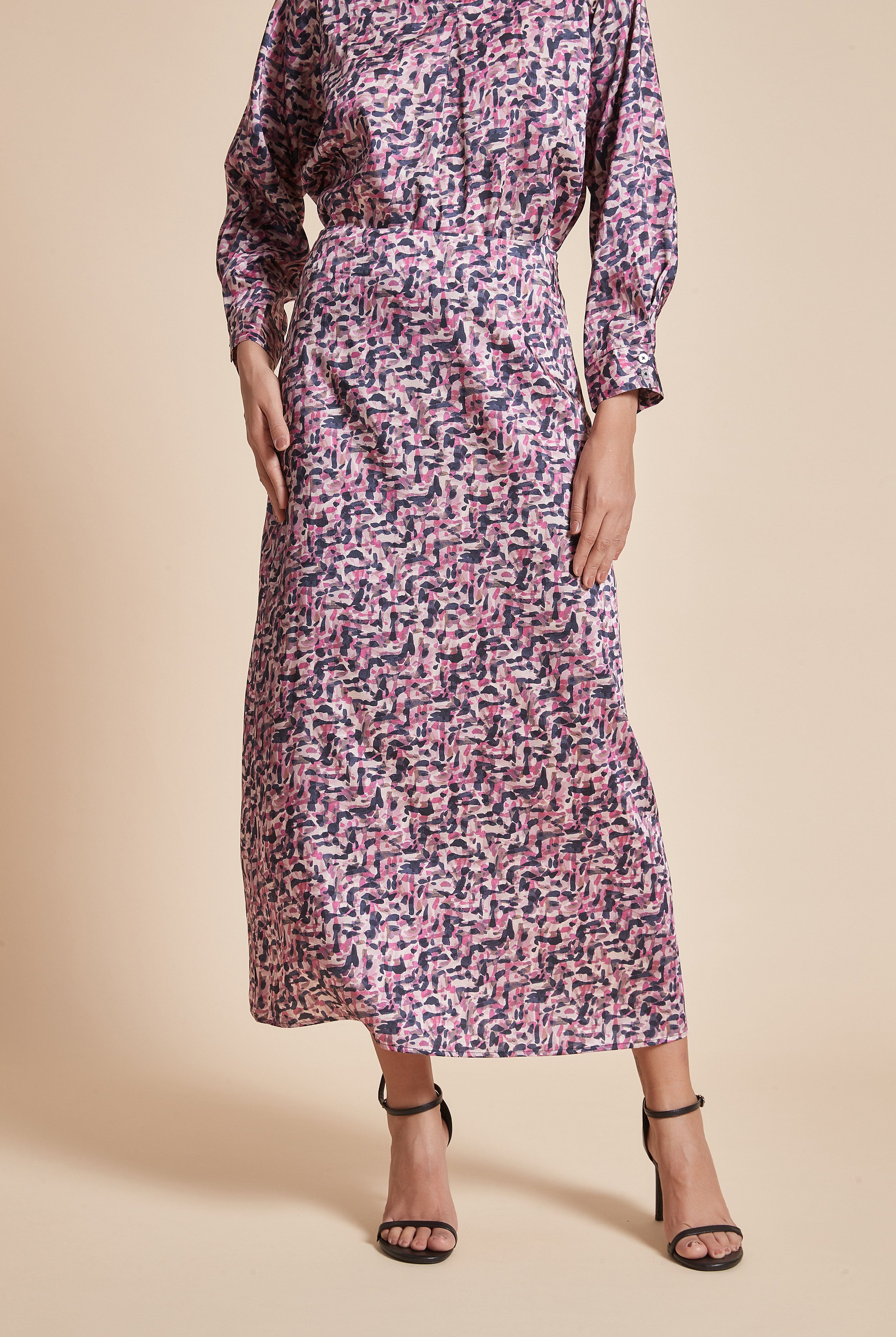 يولا تنورة نسائية ميدي منقوشة