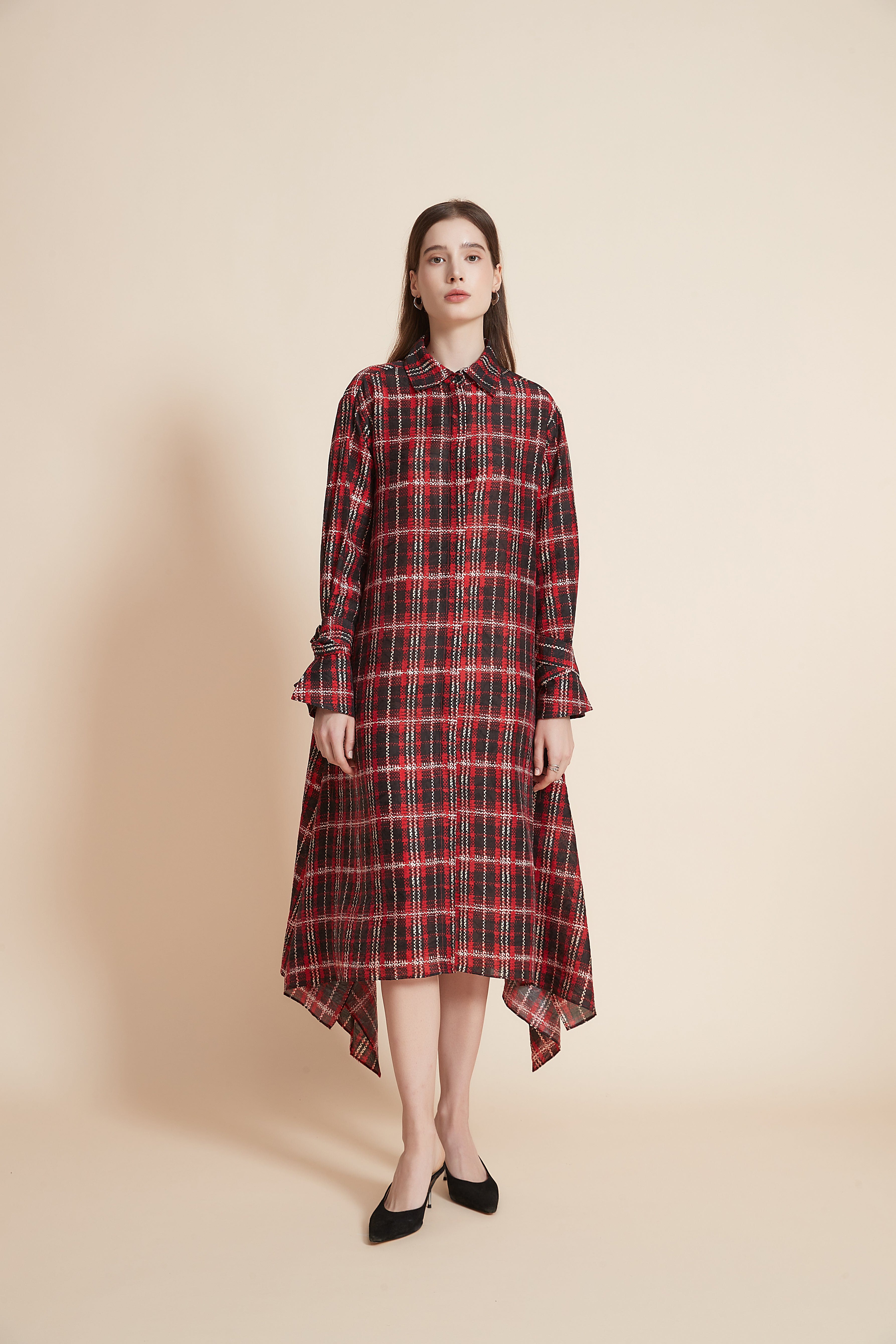 يولا فستان ميدي بكم طويل وتفاصيل مربعات واسع