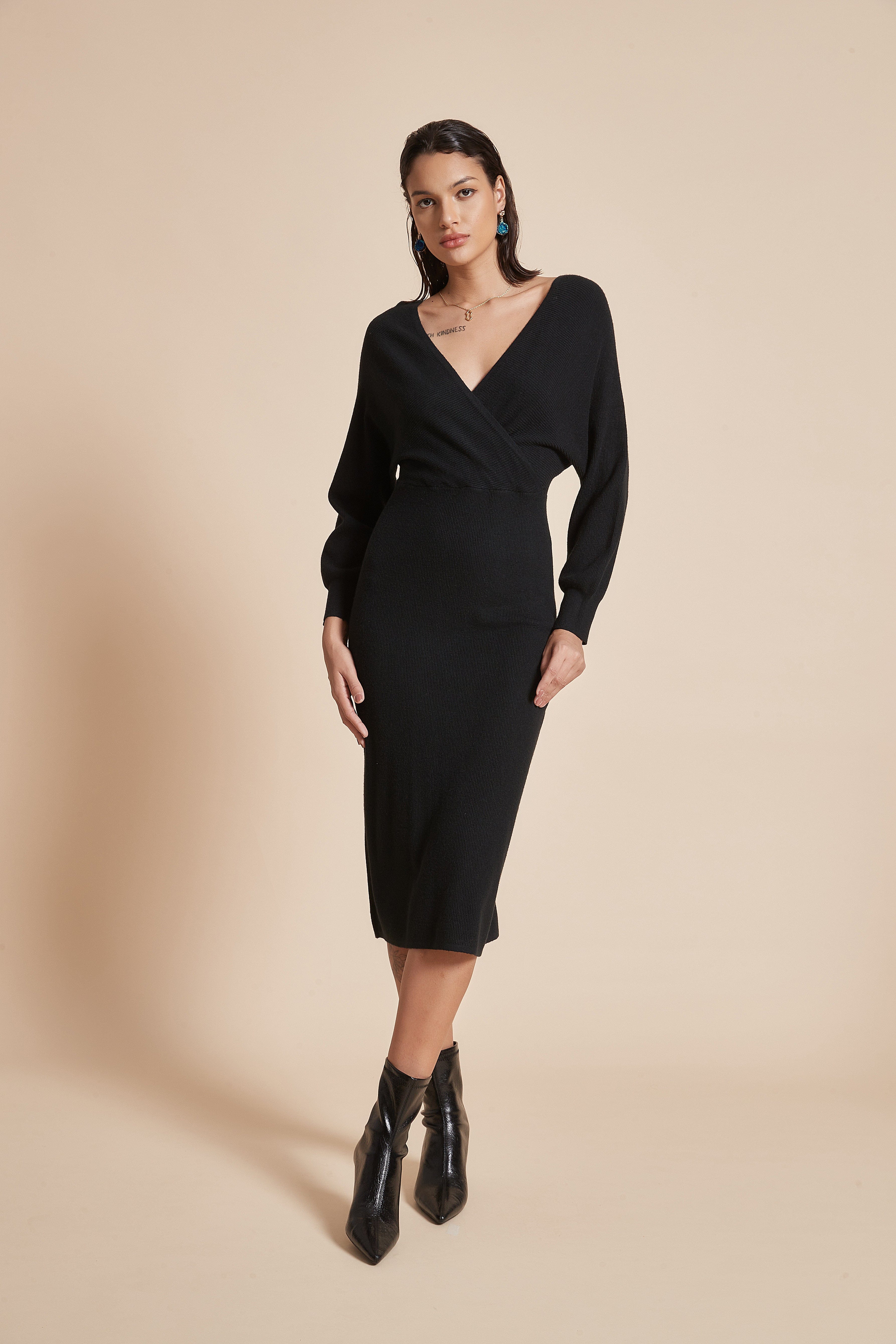 يولا فستان ميدي سادة بقصة لف وكم طويل فراشة مع رقبة على شكل قلب