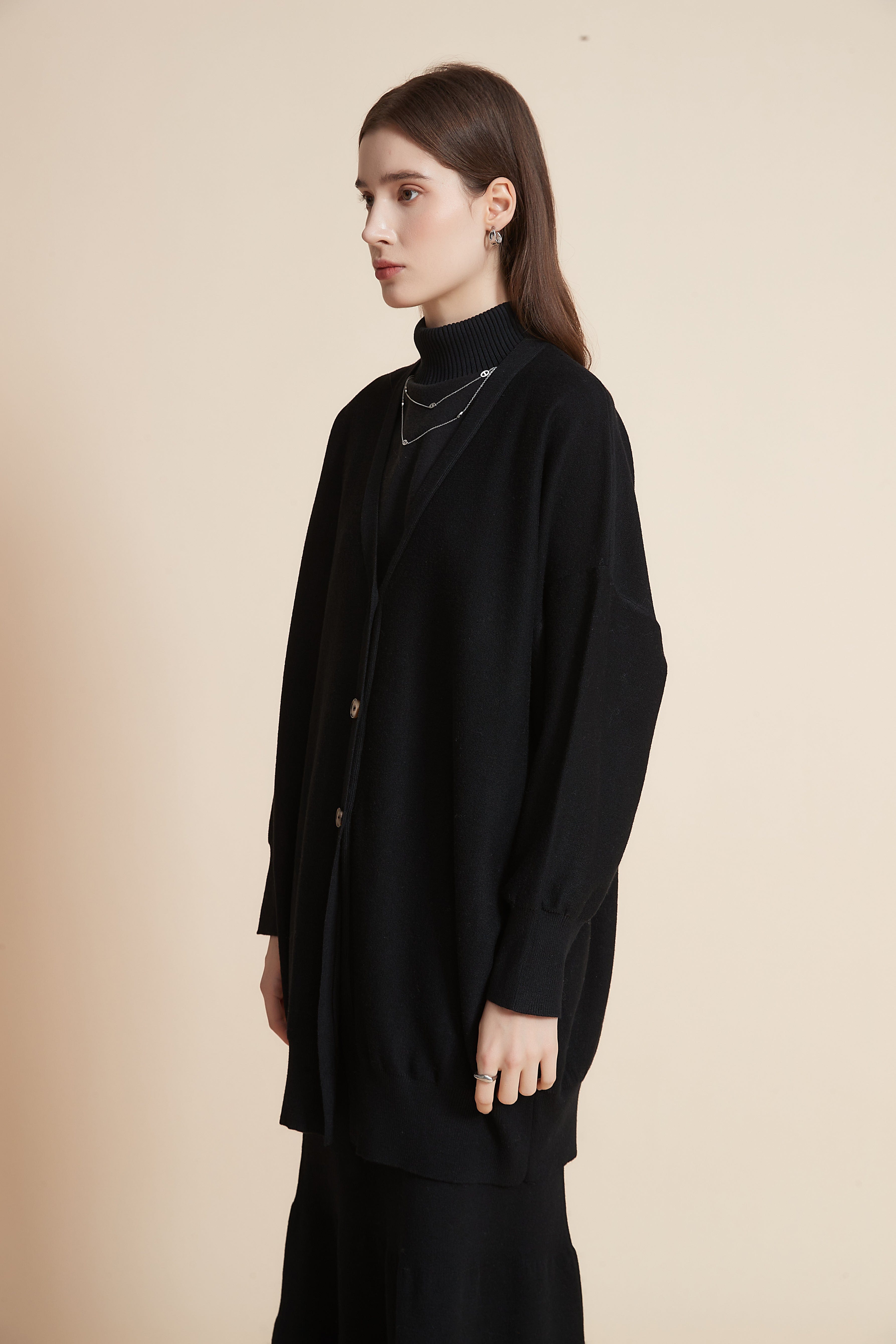 يولا كارديجان نسائي سادة بكم طويل وأزرار أمامية