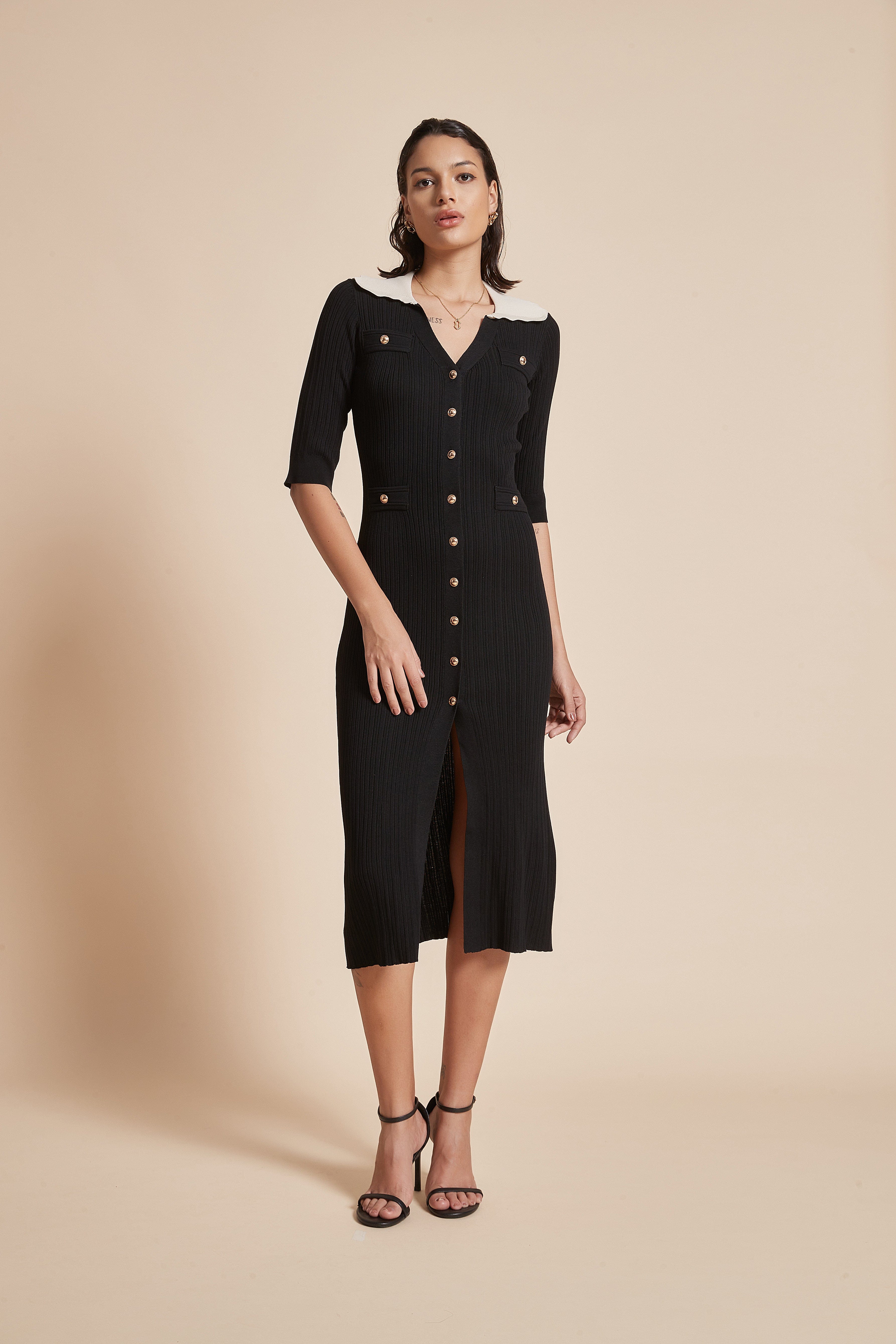 يولا فستان نسائي ميدي بفتحة من الأمام 3/4 كم بياقة مع فتحة رقبة V