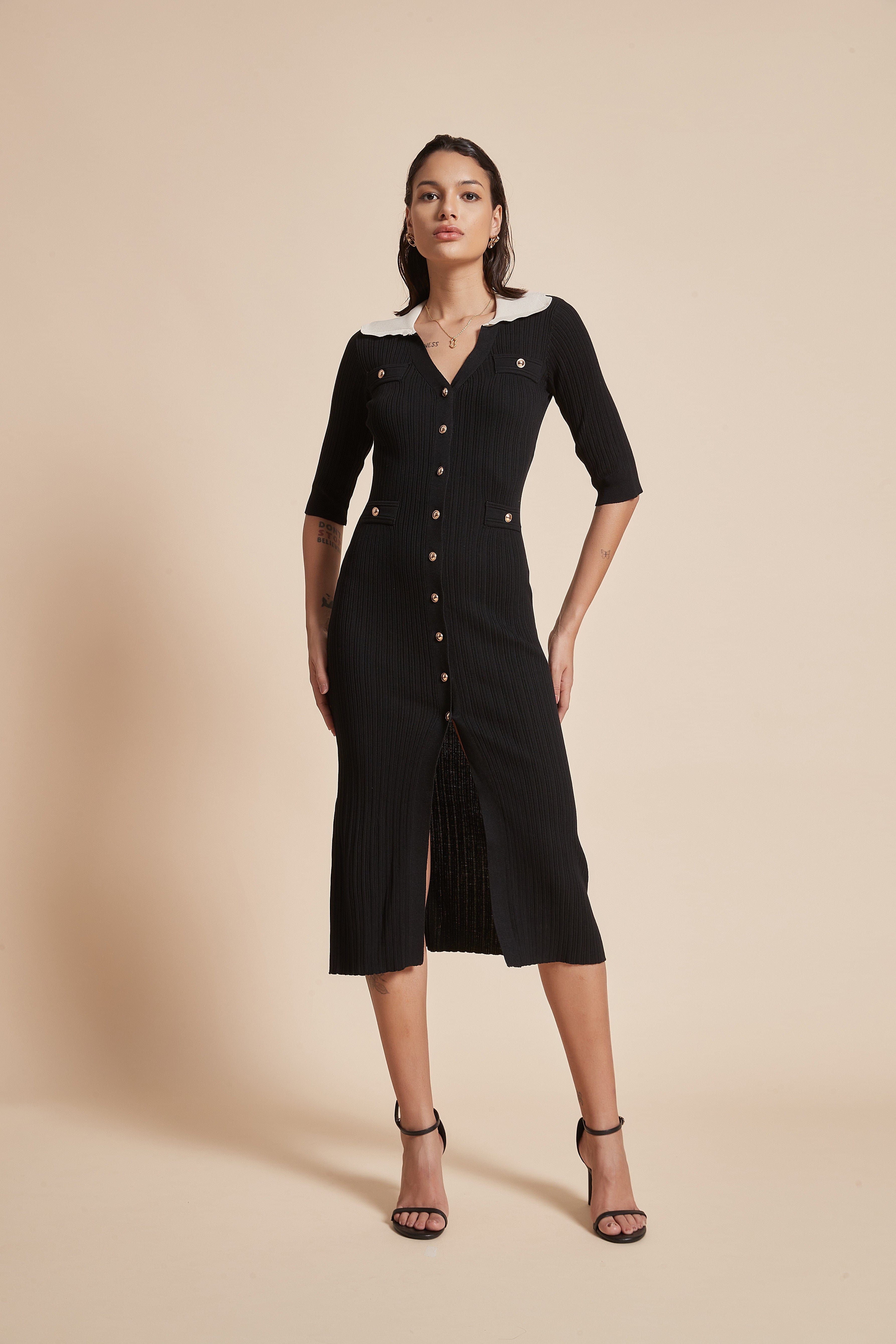 يولا فستان نسائي ميدي بفتحة من الأمام 3/4 كم بياقة مع فتحة رقبة V