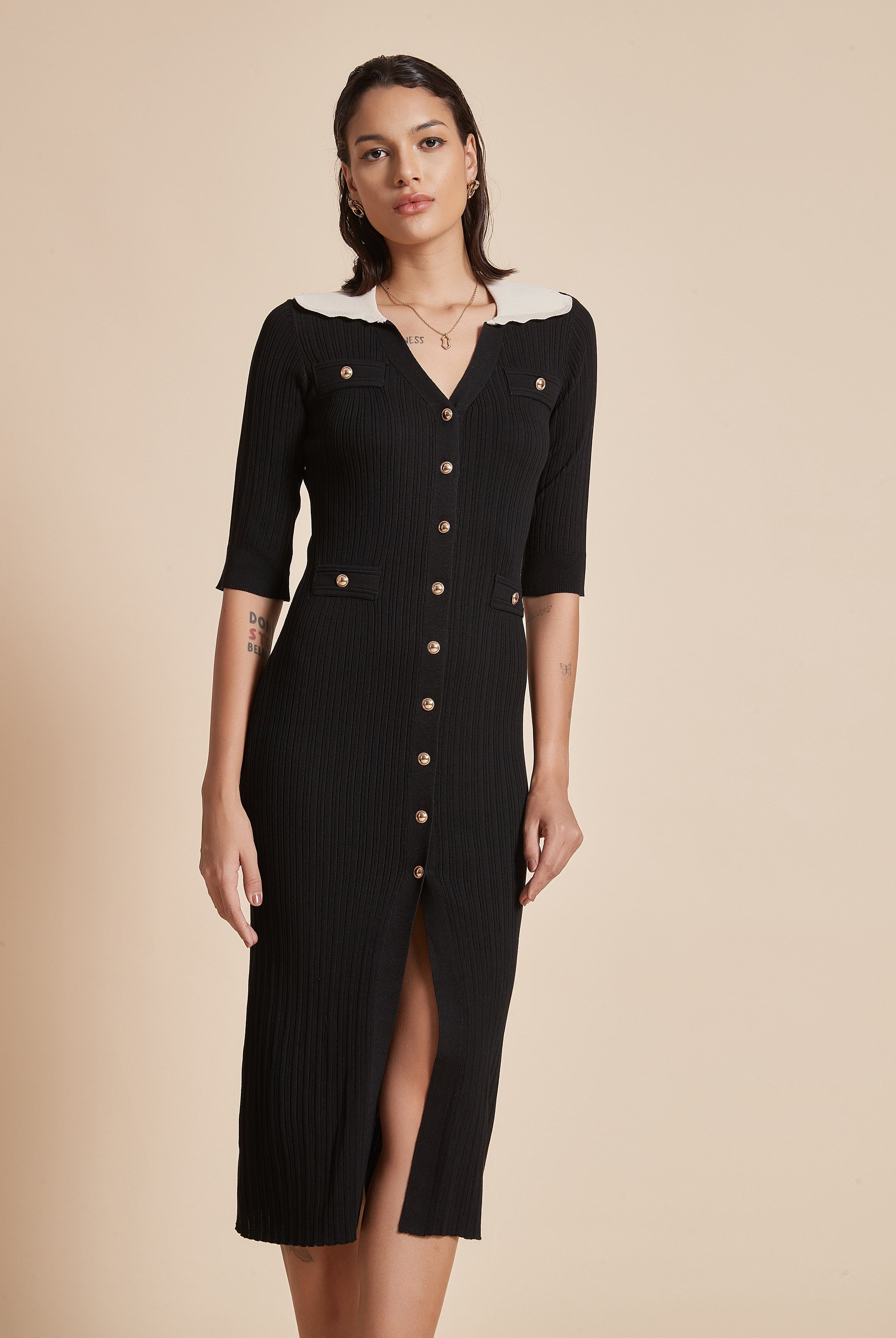 يولا فستان نسائي ميدي بفتحة من الأمام 3/4 كم بياقة مع فتحة رقبة V