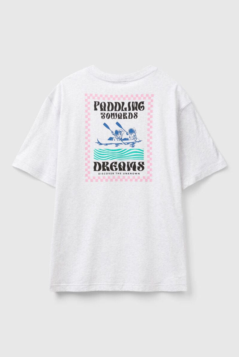 يونايتد كولورز اوف بينيتون تي شيرت رجالي كم قصير طباعة جرافيك أمامي وخلفي