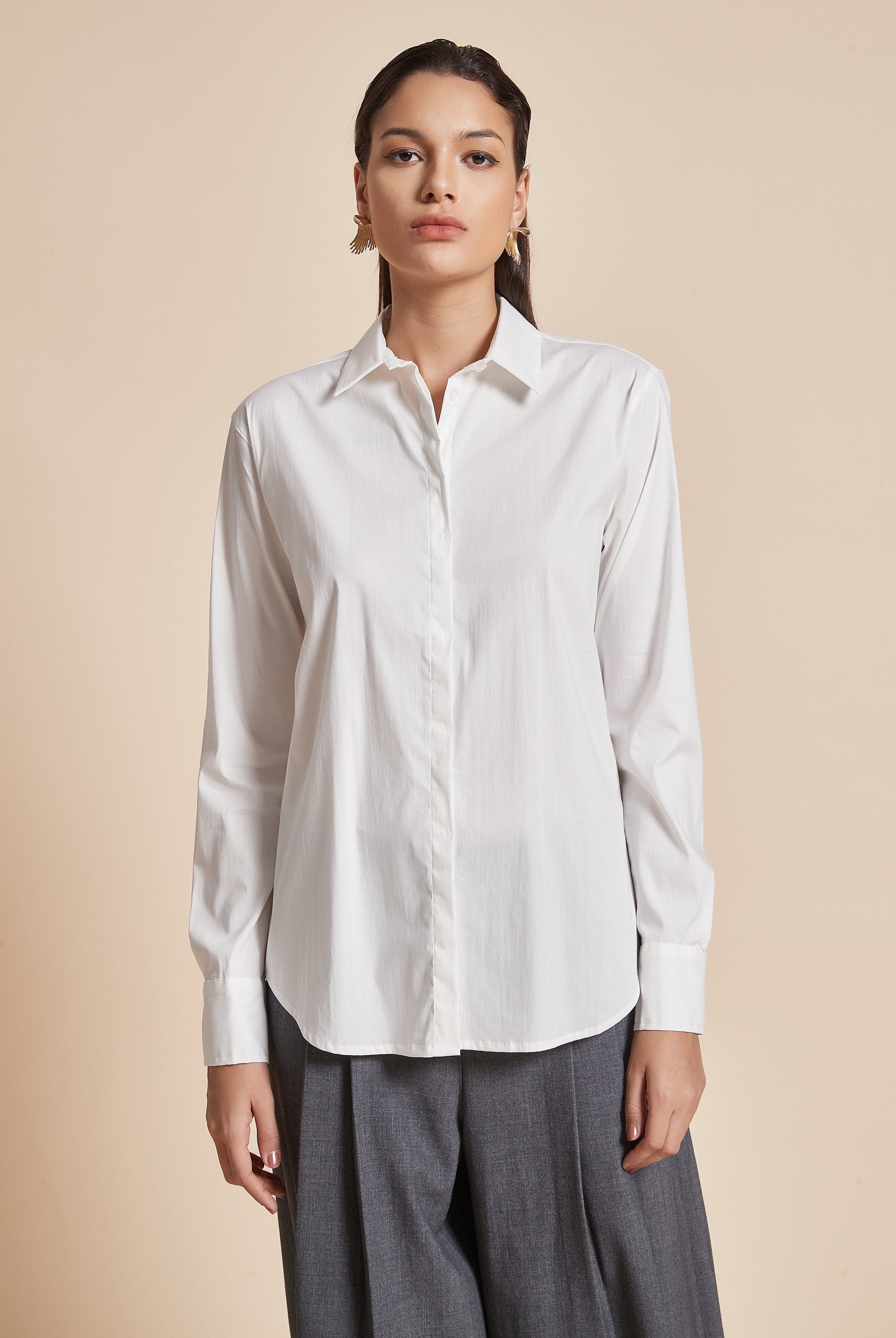 يولا بلوزة نسائية سادة بياقة قميص وأزرار امامية مع كم طويل