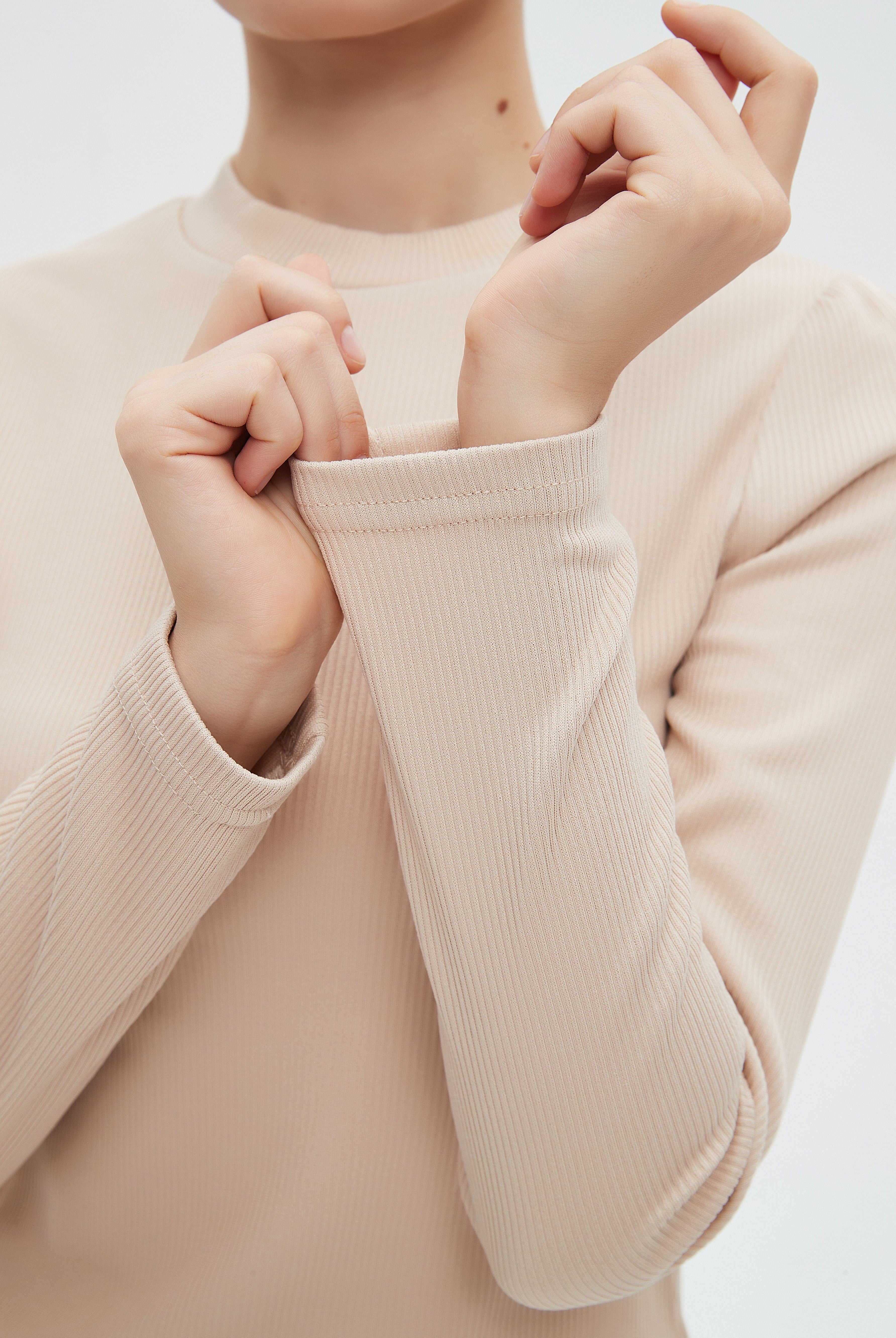 ميكا بلوزة نسائية طويلة سادة باكمام طويلة