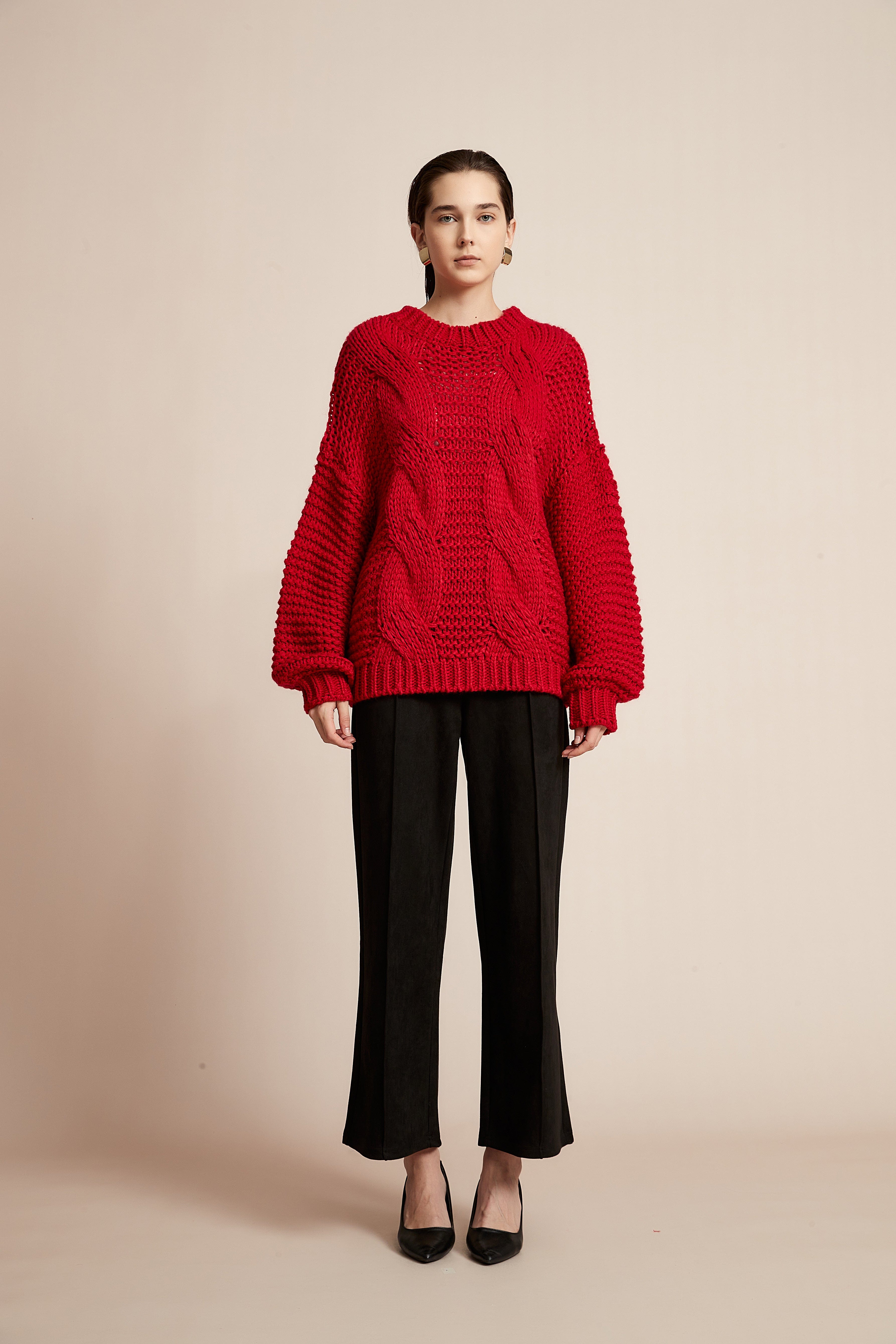 يولا بلوزة نسائية صوف شتوى بتطريز خيوط وأكمام طويلة