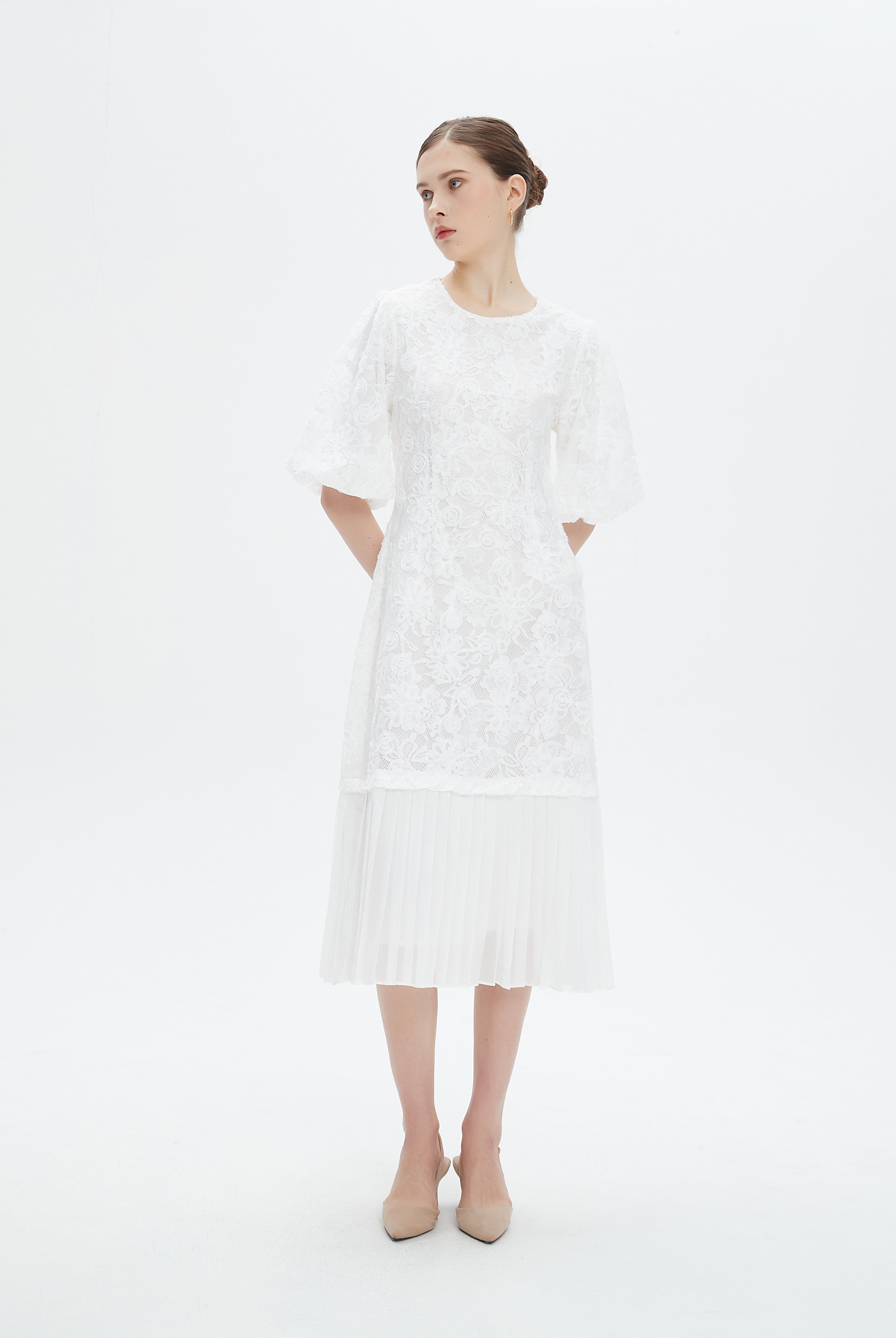 نتشي فستان ميدي مخصر بليسيه من أسفل نص كم بف نسائي