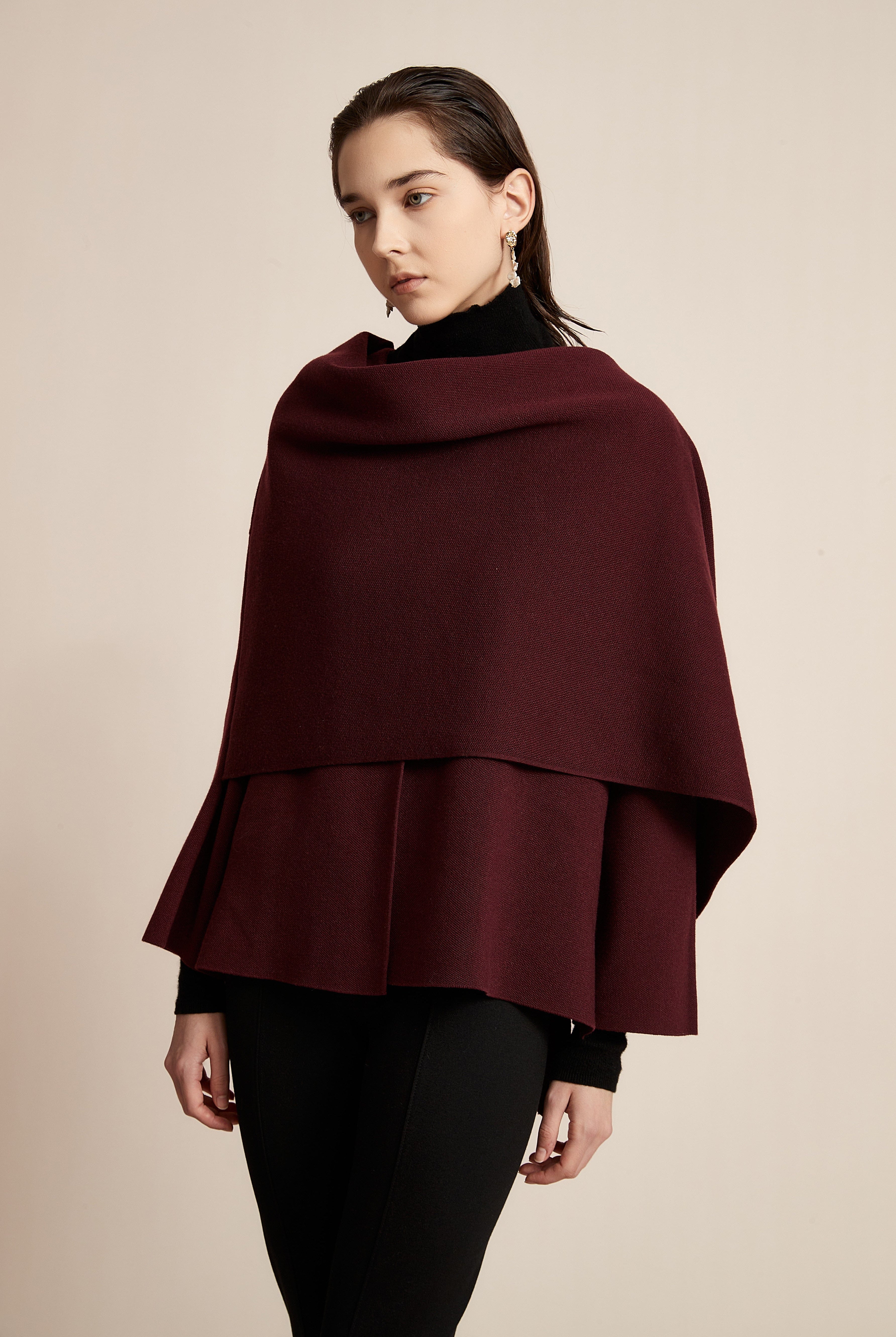 يولا بلوزة نسائية صوف بأكمام طويلة بتطريز خيوط