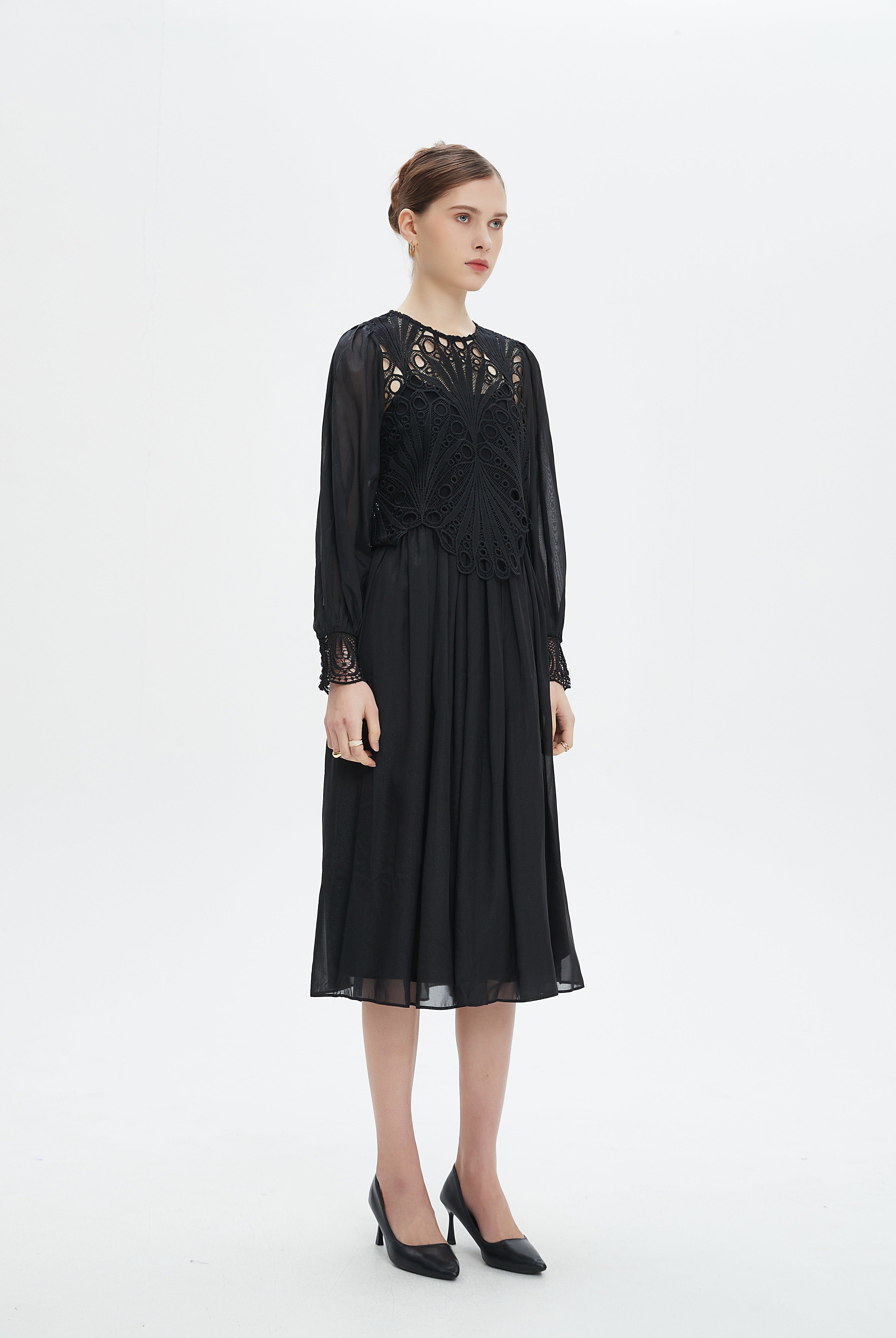 نتشي فستان نسائي قصير بأكمام منفوخة