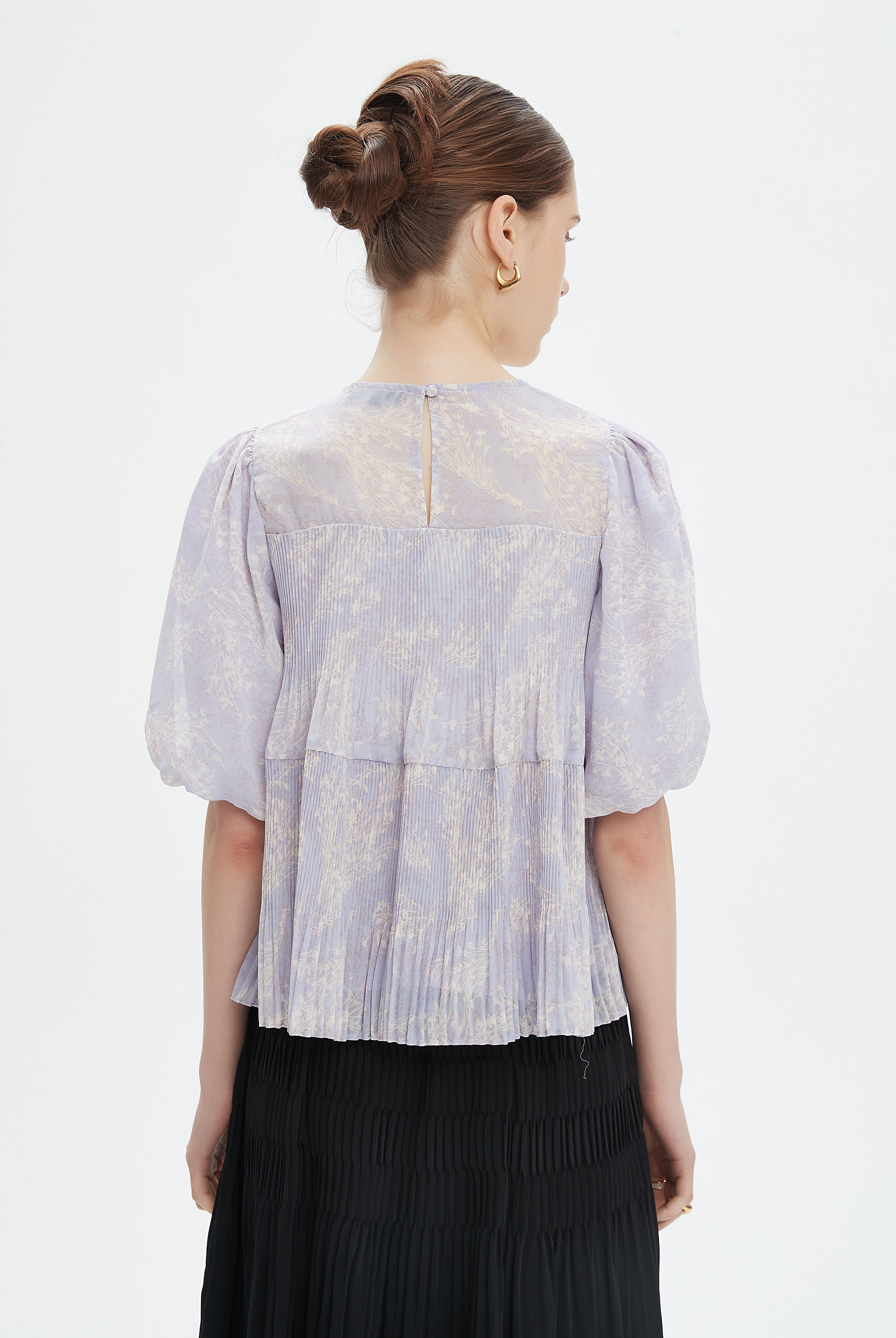 نتشي توب شفاف مشجر نص كم بف نسائي