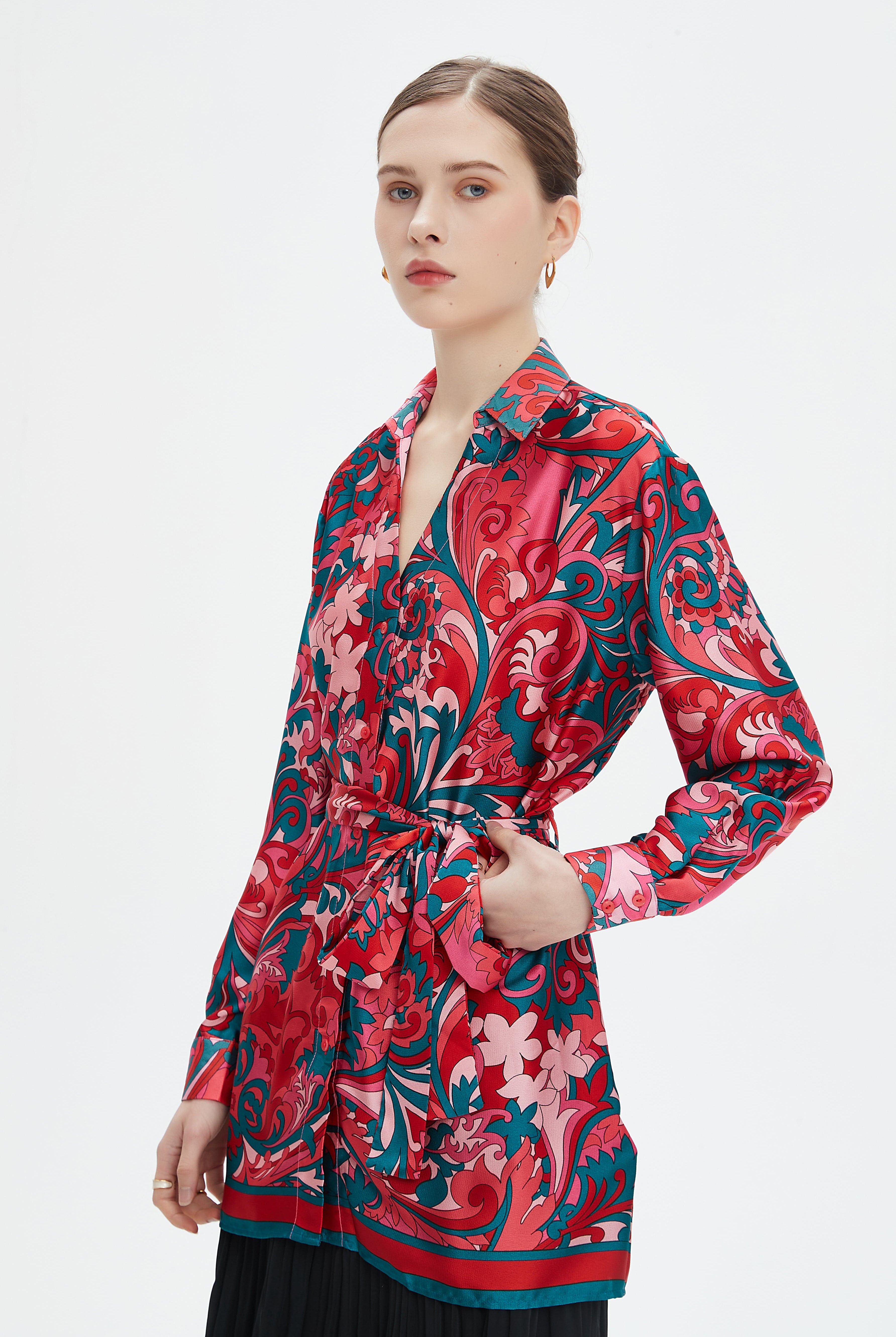 نتشي قميص طويل الأكمام منقوش بأزرار أمامية نسائي