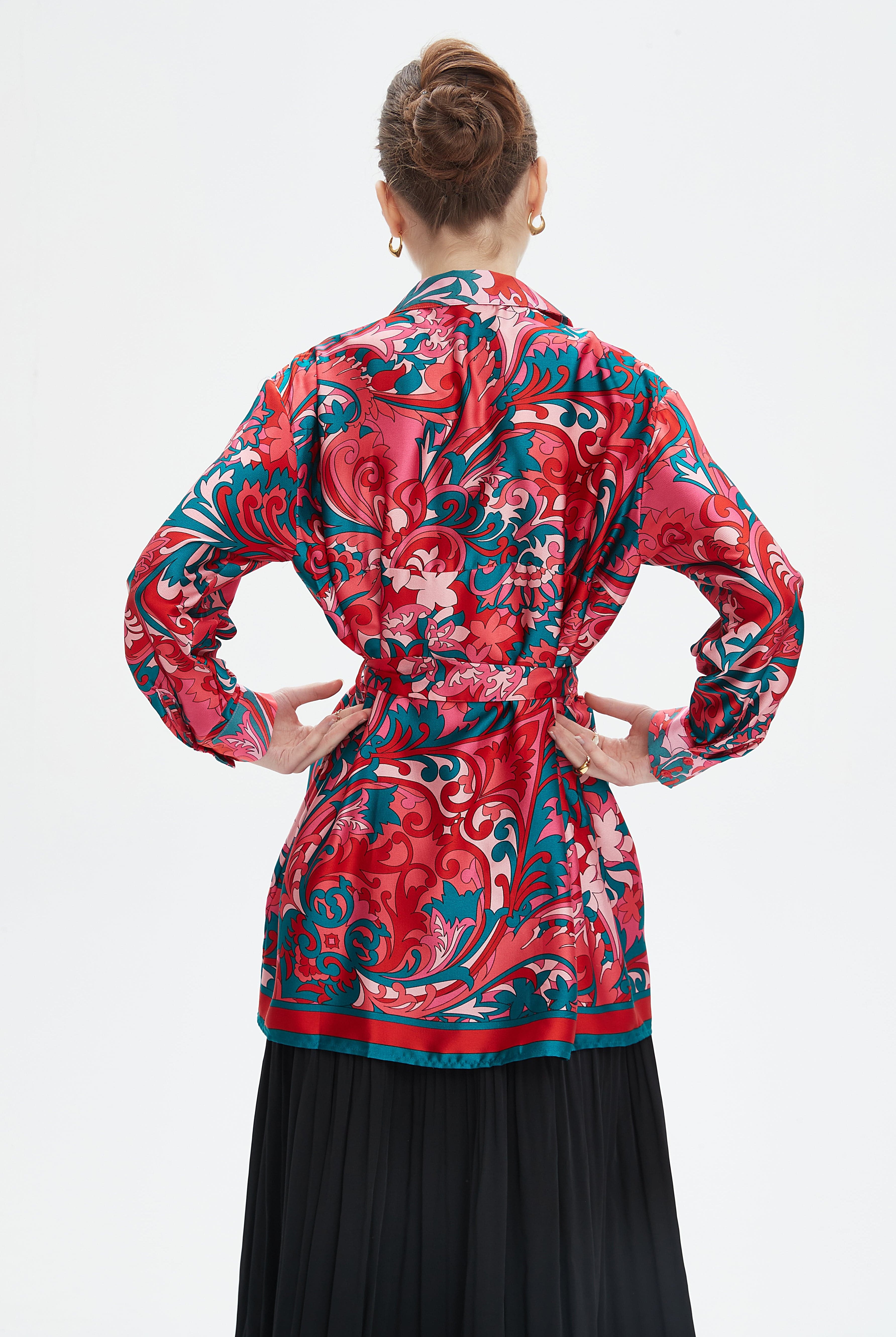 نتشي قميص طويل الأكمام منقوش بأزرار أمامية نسائي