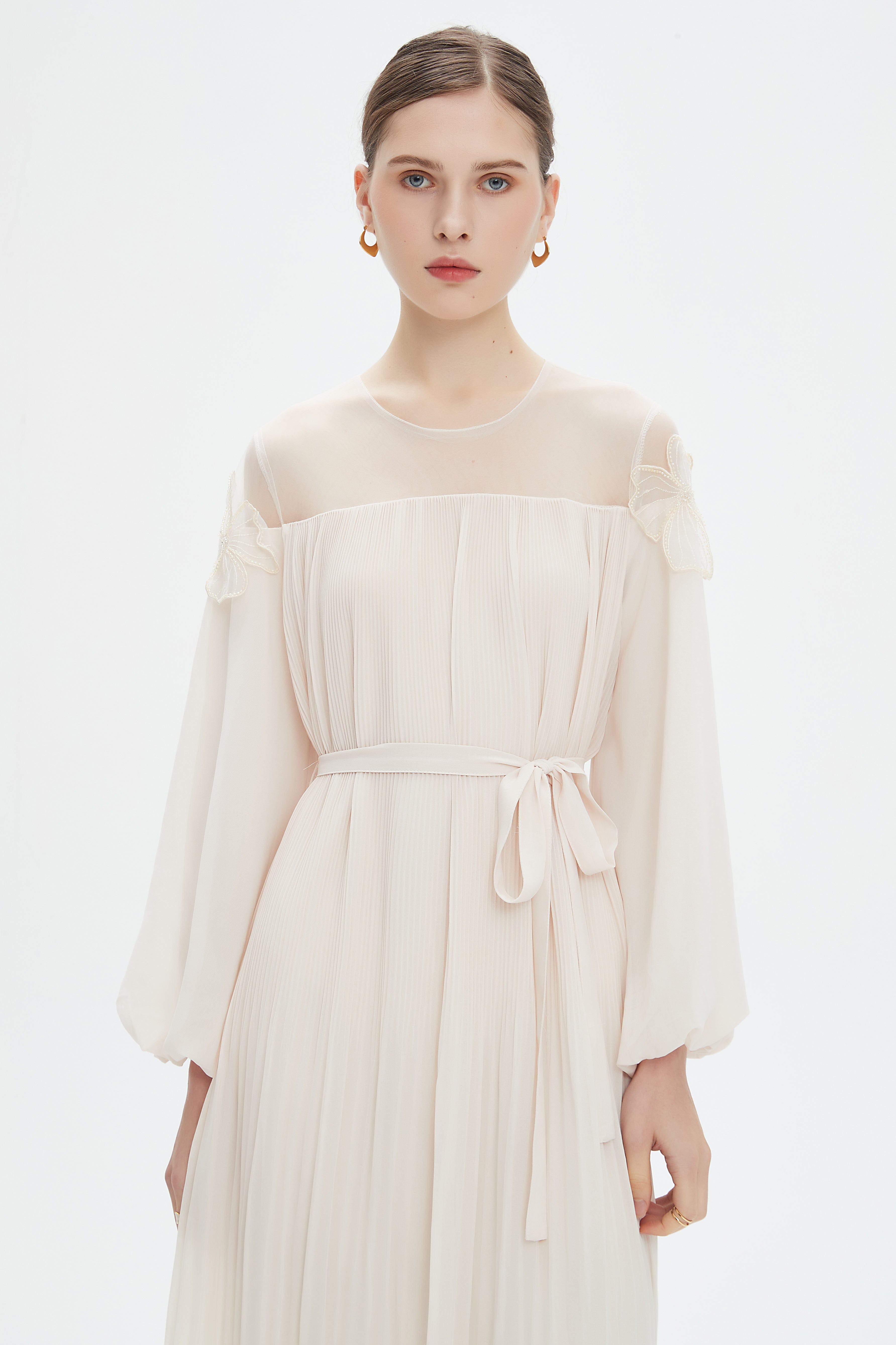 نتشي فستان ميدي بأكمام طويلة بكسرات ضيقة نسائي