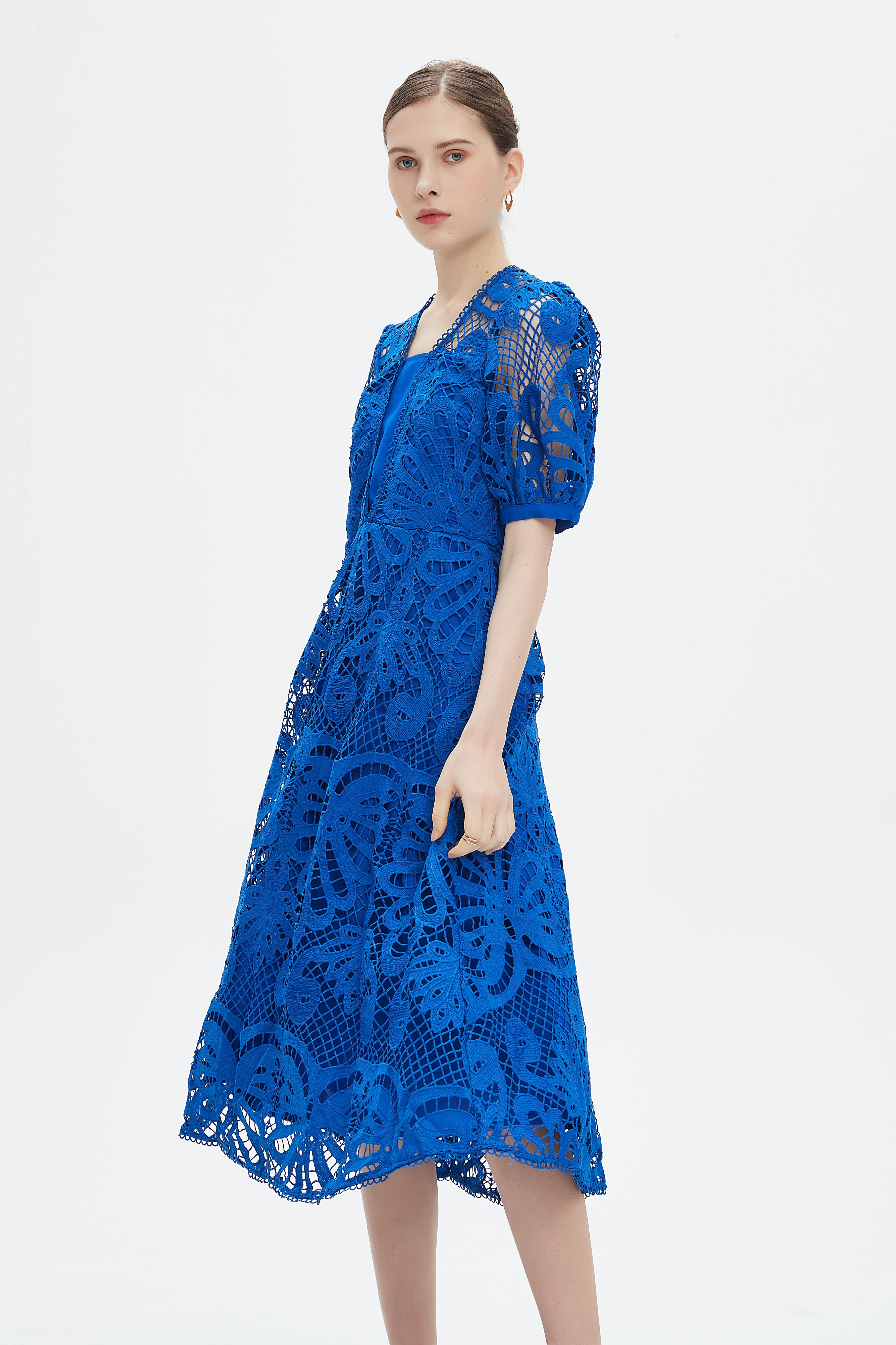 نتشي فستان ميدي مخرم نص كم بف نسائي