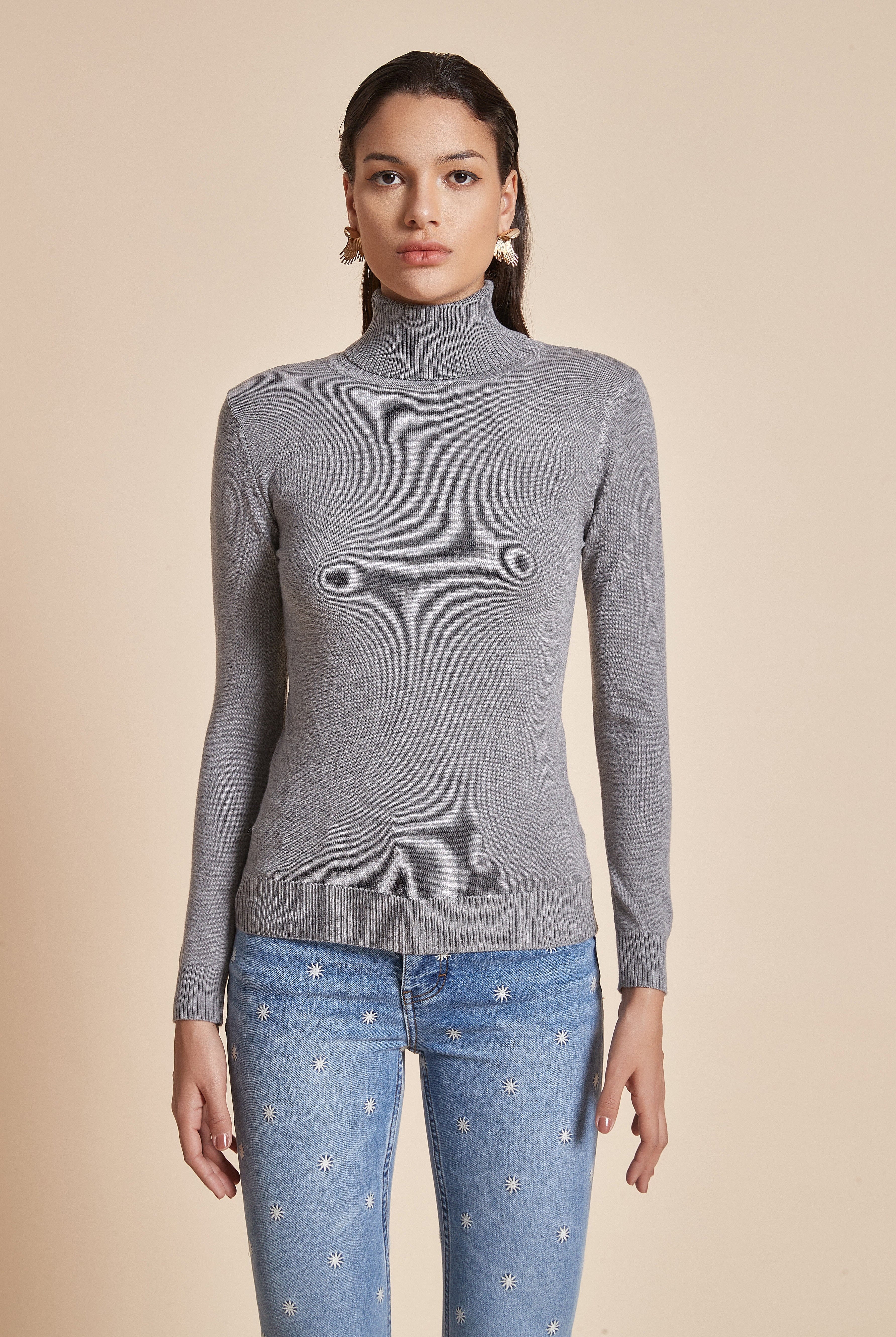 يولا بلوزة نسائية سادة برقبة عالية وأكمام طويلة